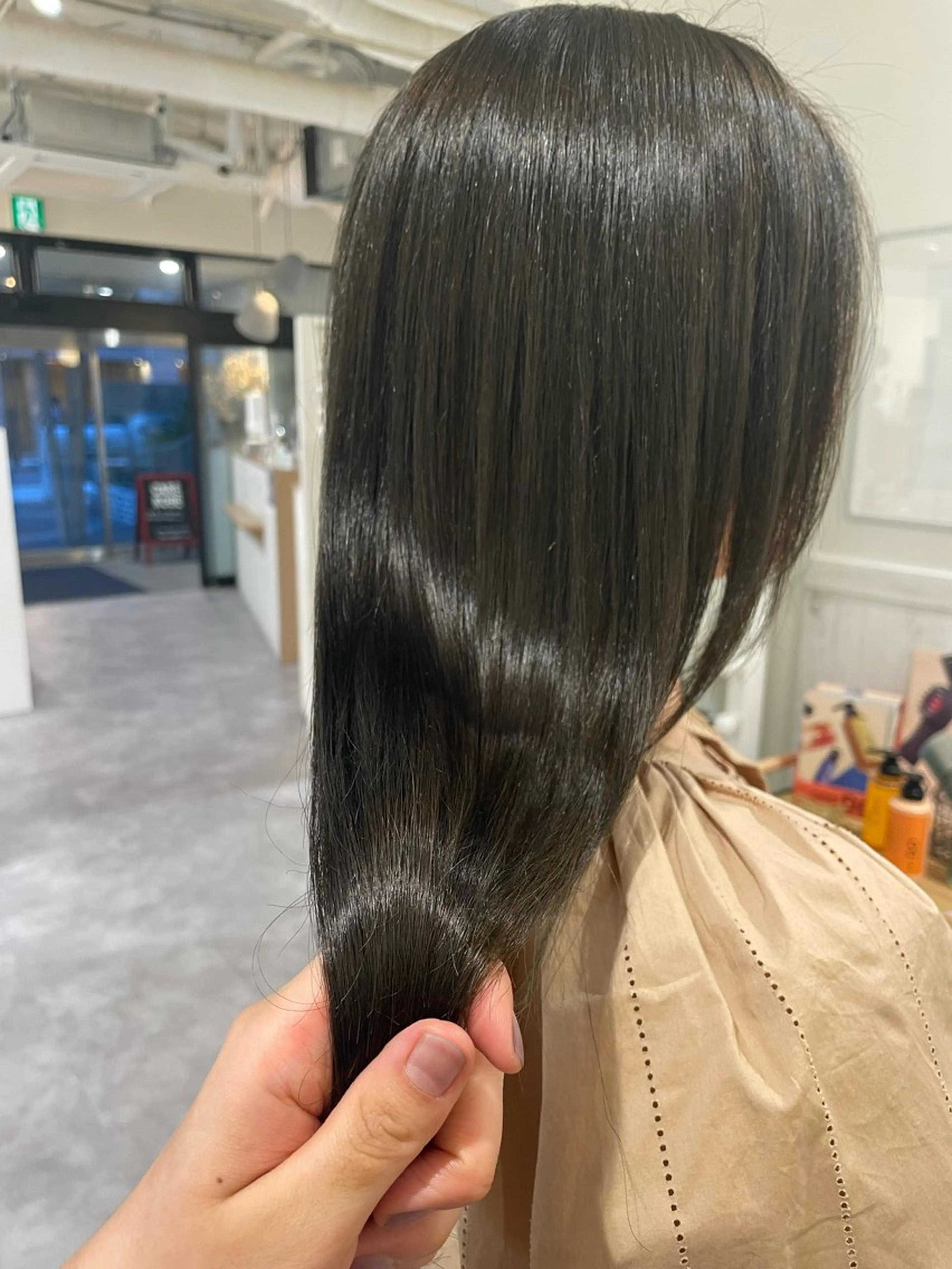 ミディアム CARE ．KOBE所属・京谷 日向のヘアスタイル