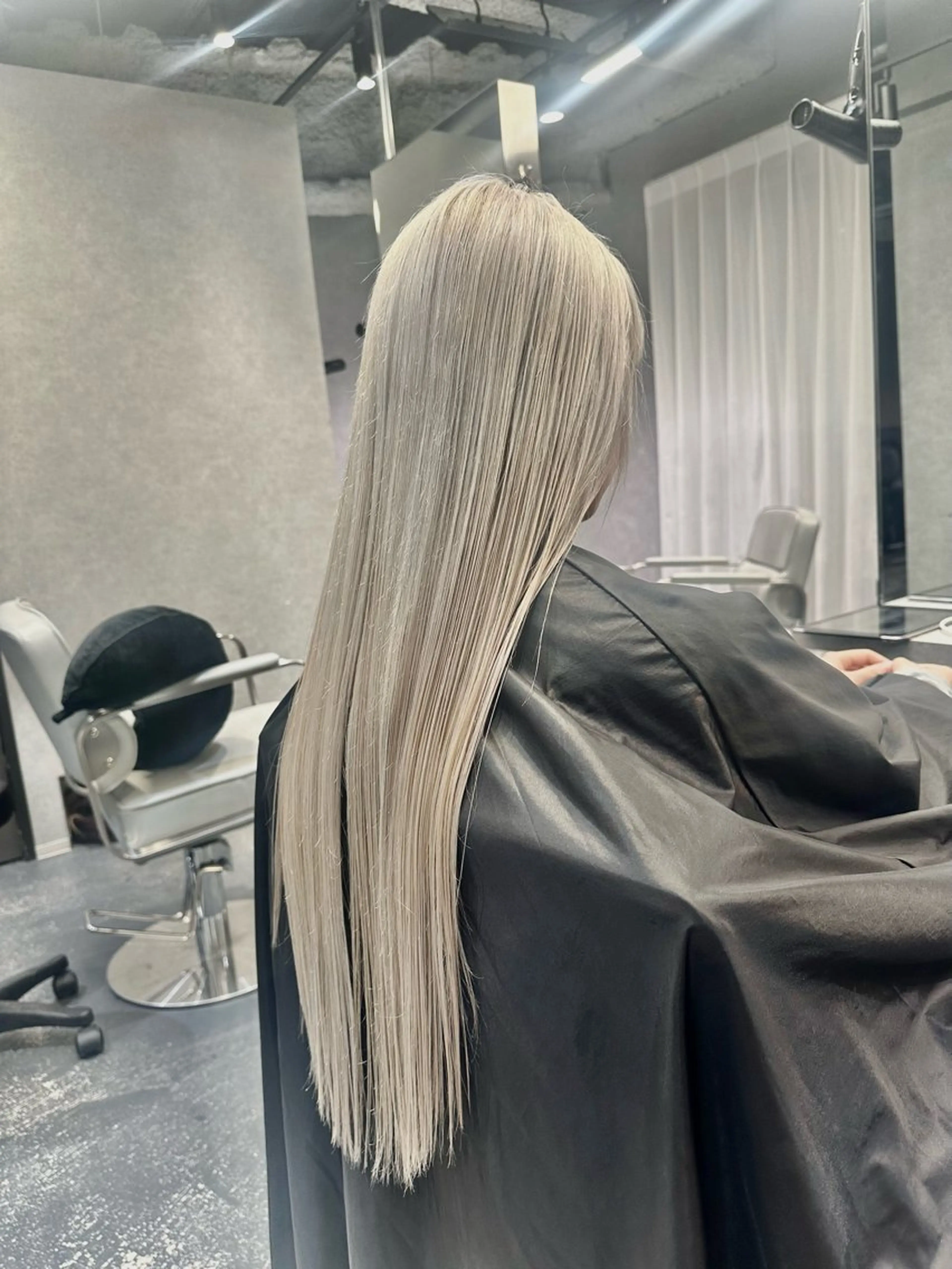 ロング カラー カット ヘアカラー トリートメント ケアブリーチ特化✨/ 艶カラー/エクステのヘアスタイル