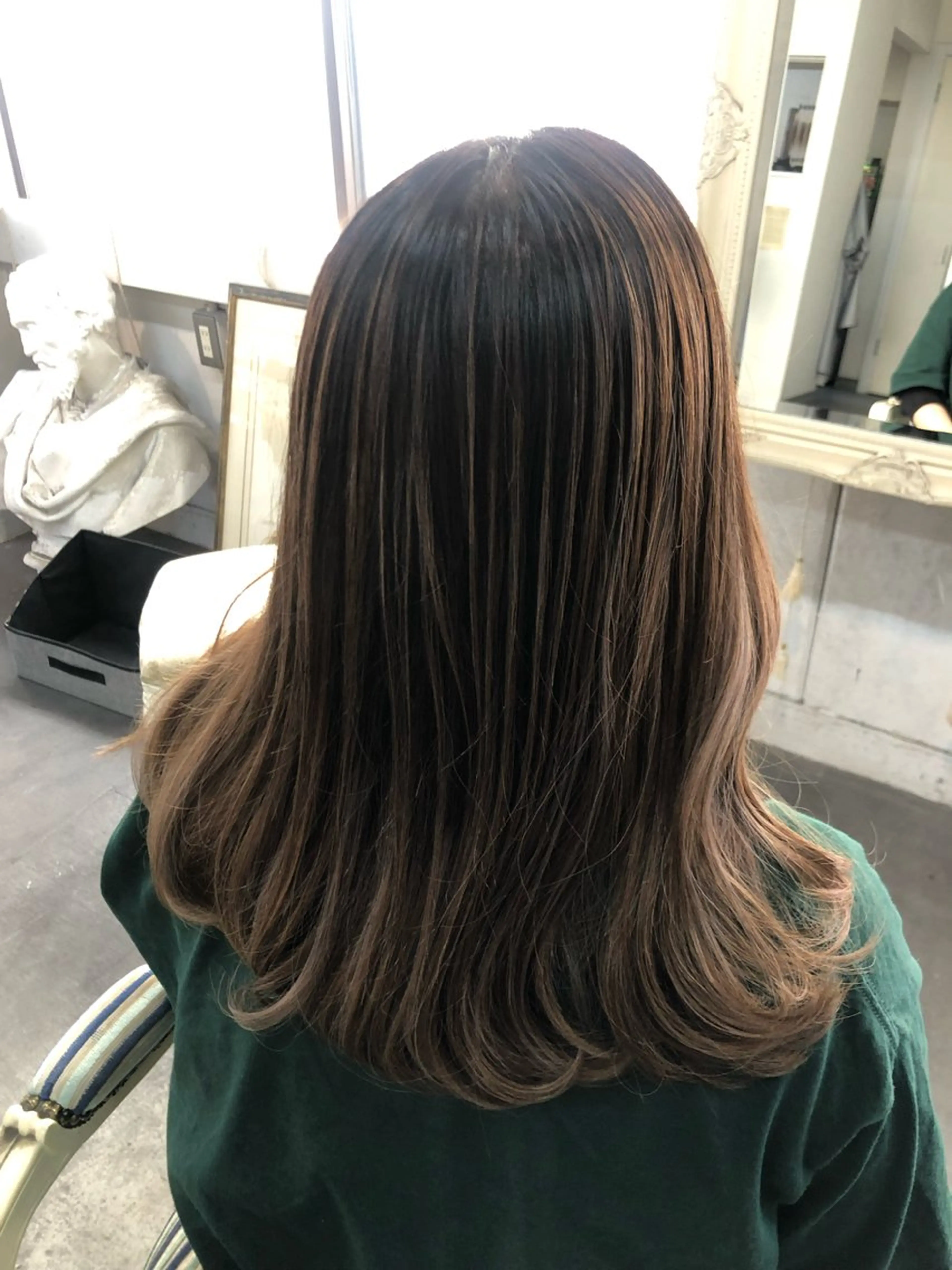 セミロング レイヤーカット Mariana雛/ 西大分/ハイライトのヘアスタイル