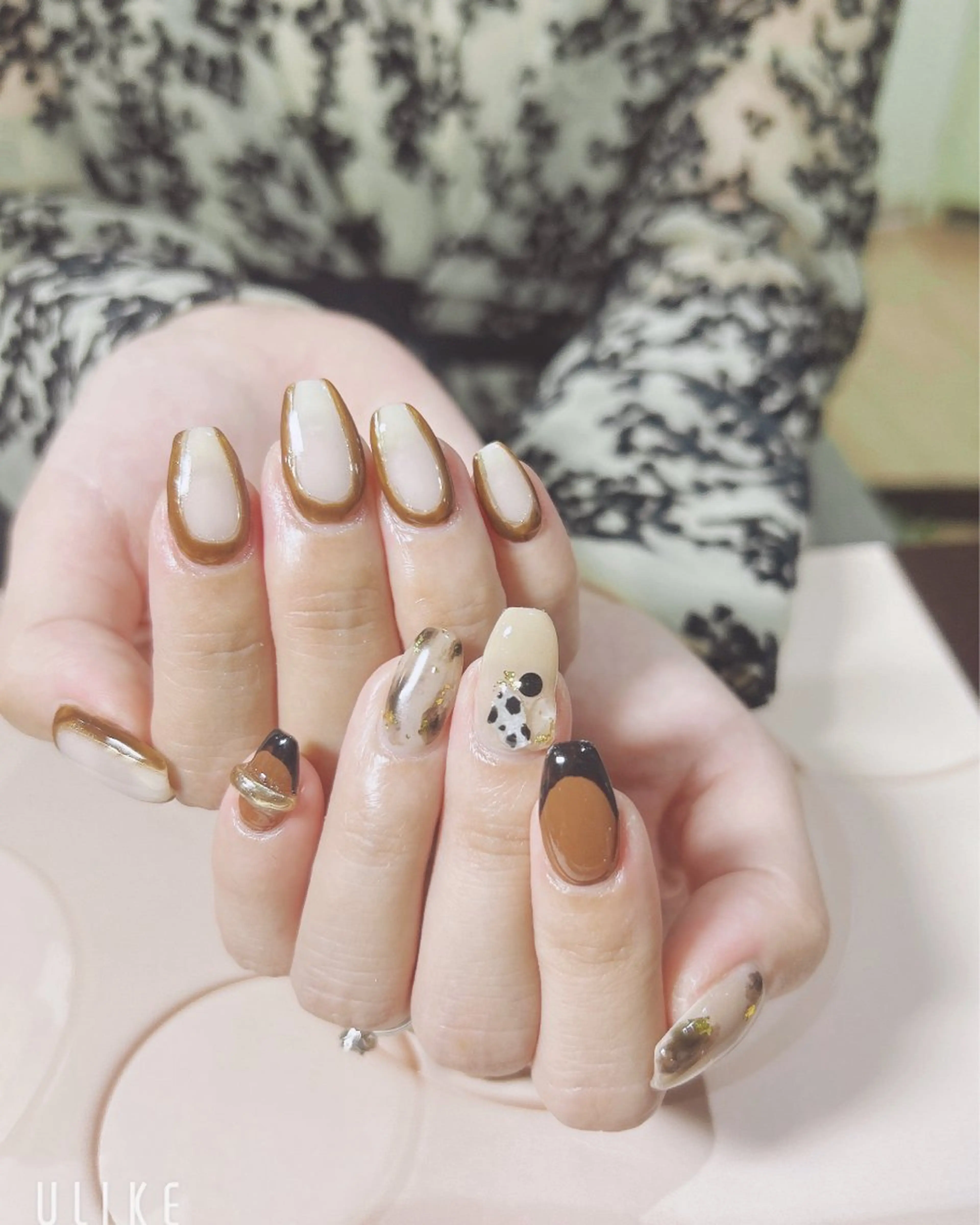 ネイル ニュアンスネイル ハンドネイル 吉野✨ ネイルデザイナー✨のネイルデザイン