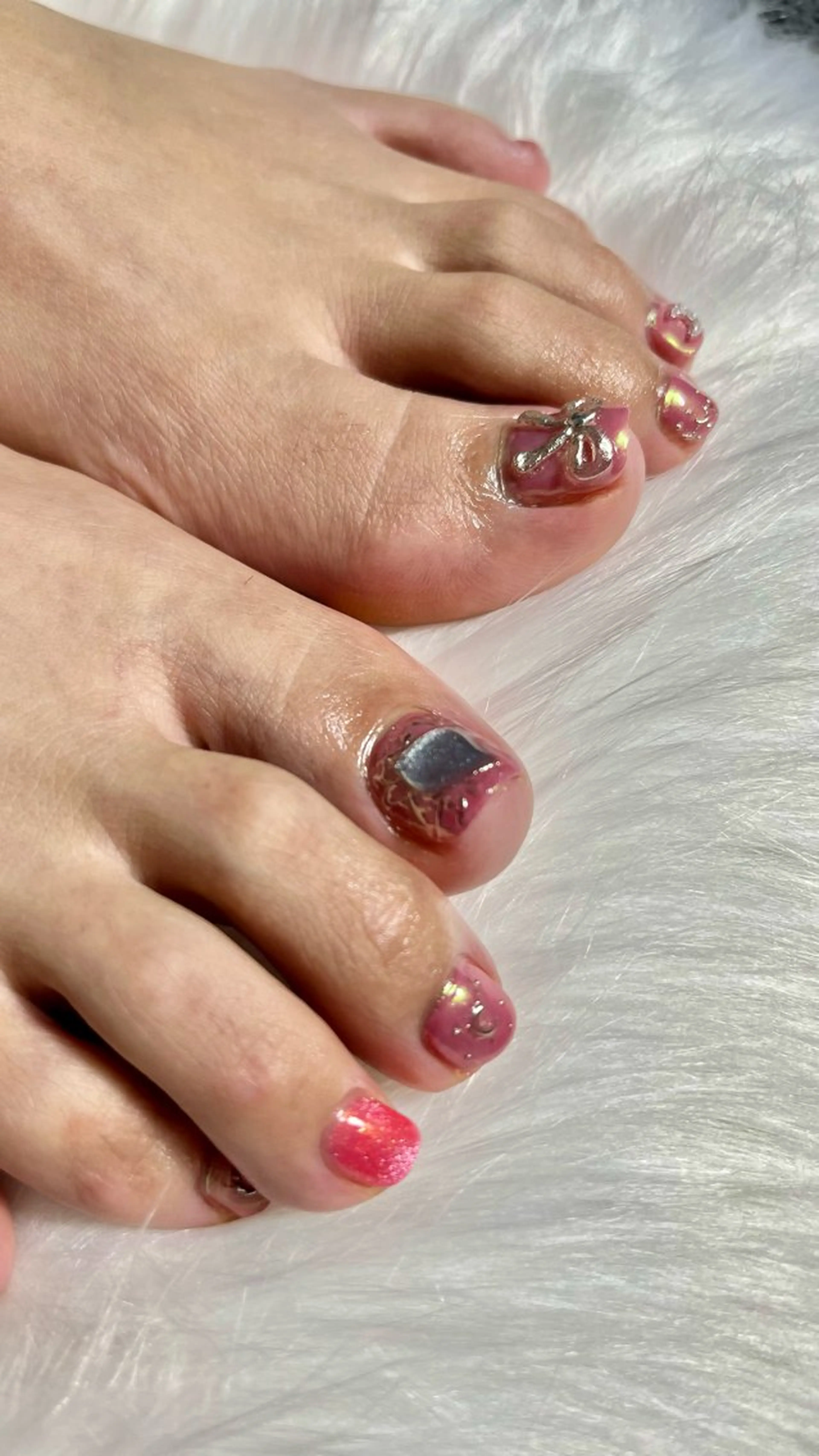 ネイル リボン フットネイル Nail salon Hanakoのネイルデザイン