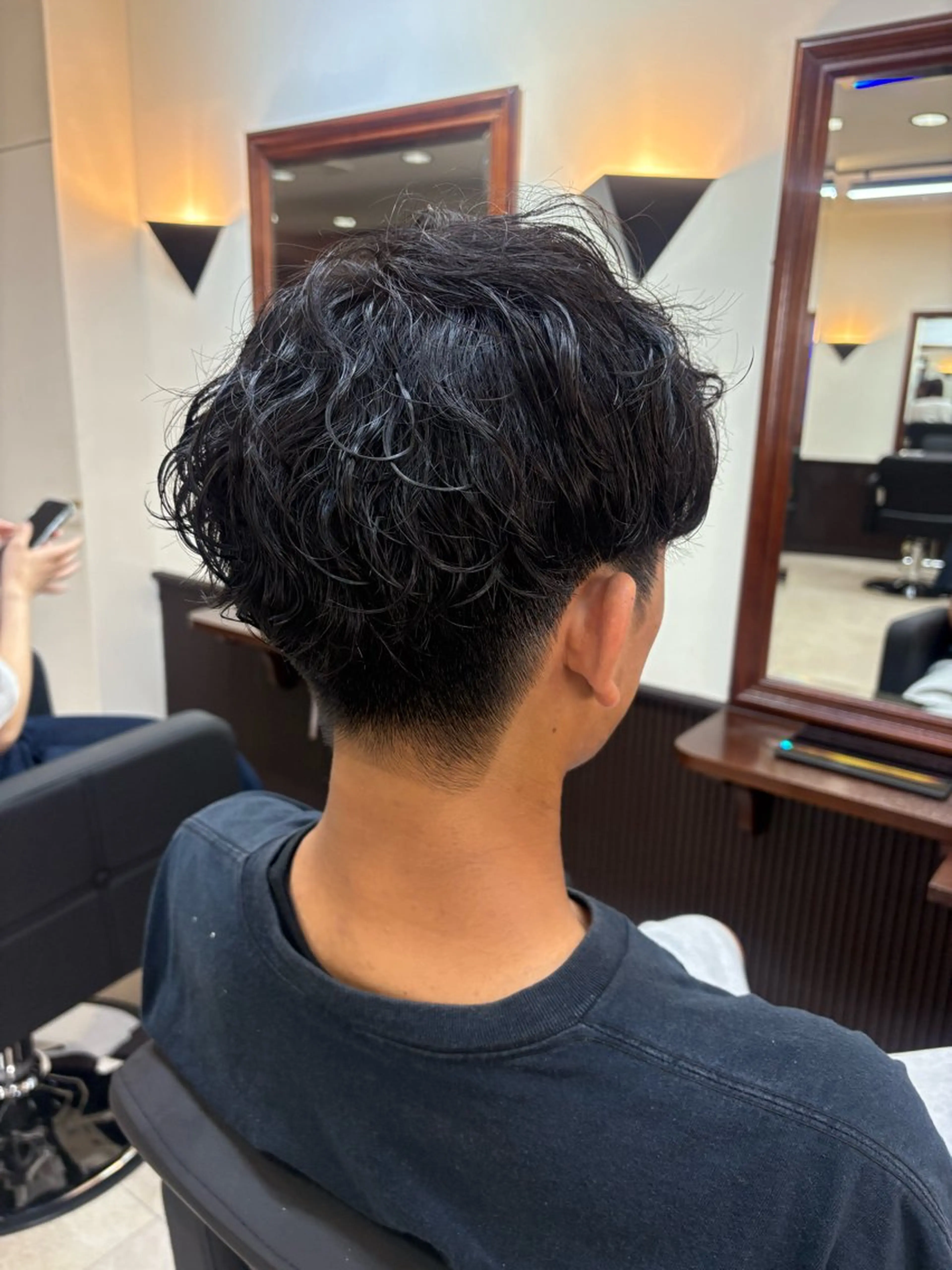 パーマ メンズ メンズパーマ 波巻きパーマ SHICUNE /ミホのヘアスタイル