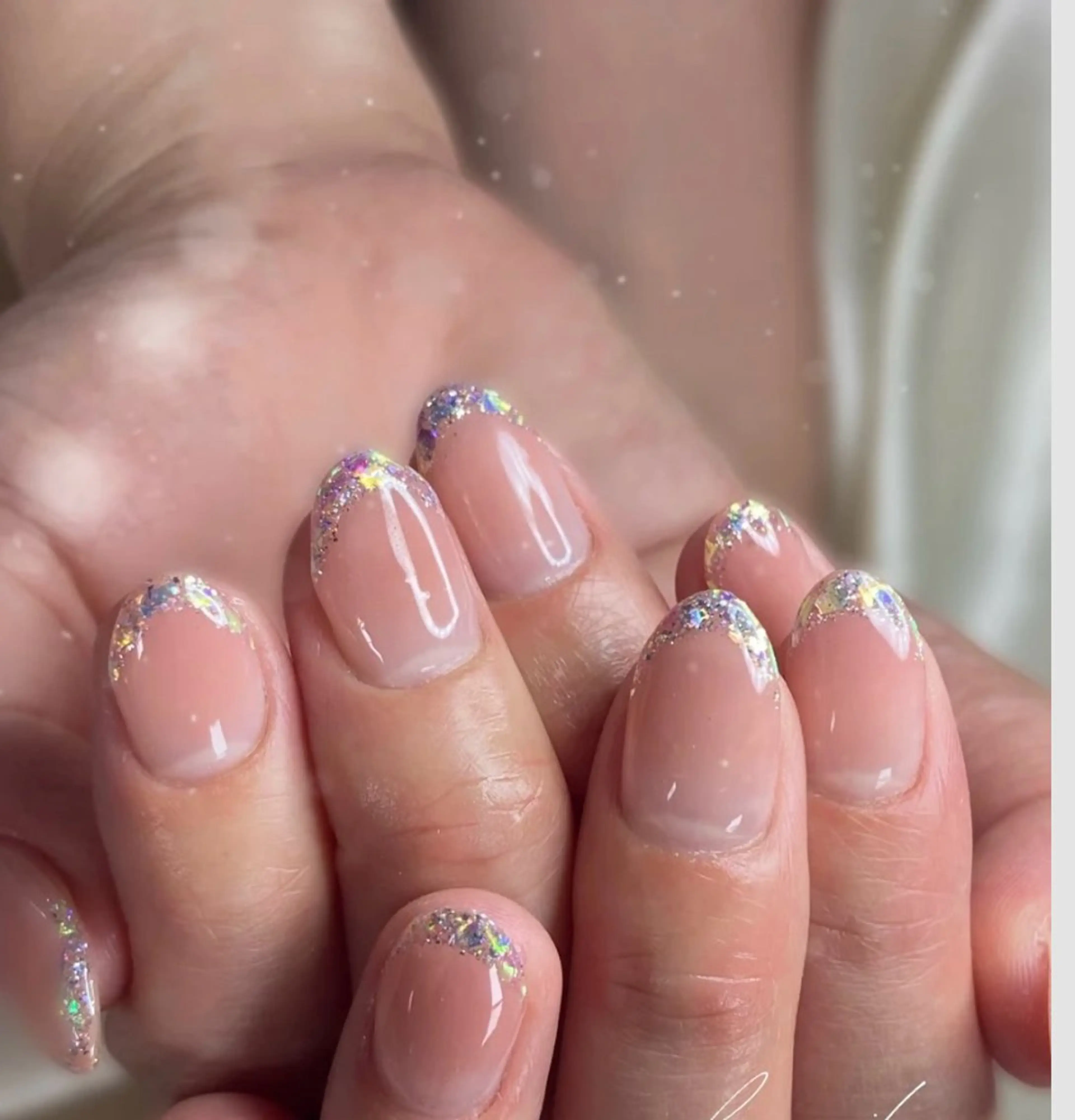 ネイル フレンチネイル ガラスフレンチ ハンドネイル JISOO ANA.CHUOのネイルデザイン