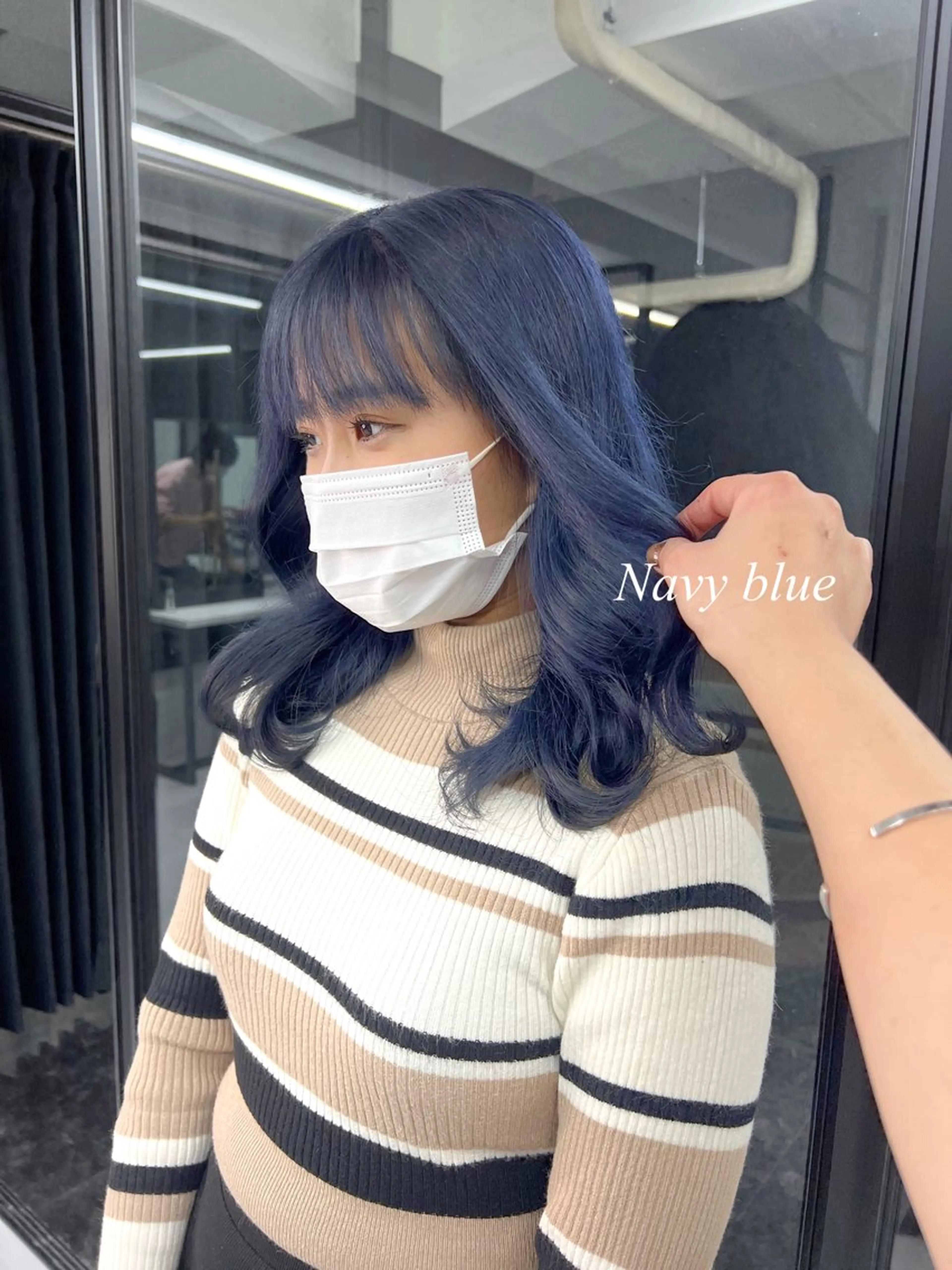 セミロング カラー シールエクステ ハイトーンカラー エクステ ヘアカラー シールエクステ特化 ハイトーン、NANAのヘアスタイル