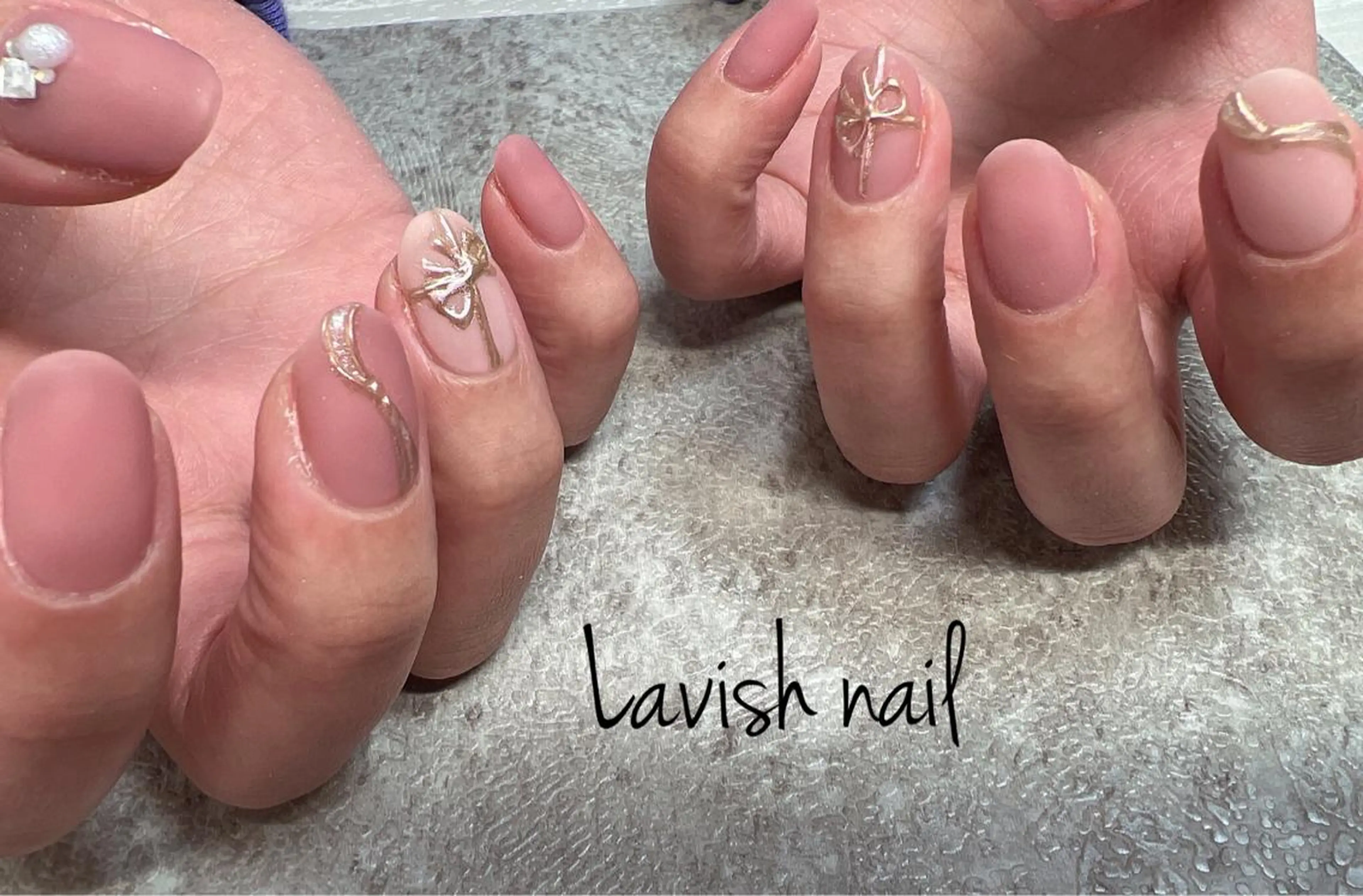 ネイル ハンドネイル Lavish nailのネイルデザイン