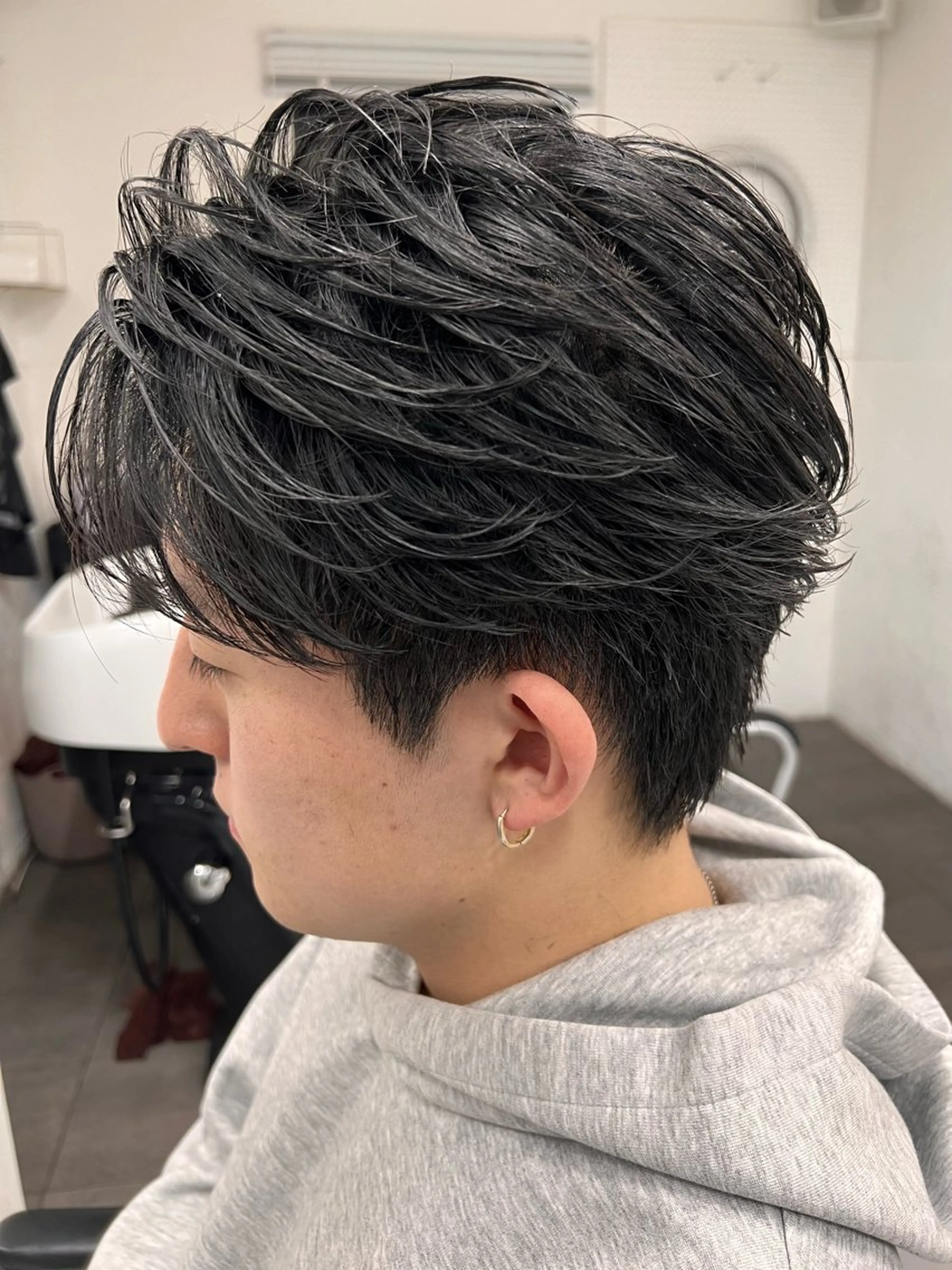ショート パーマ メンズ フェザーパーマ メンズパーマ カット パーマ 稲村侑斗朝セット1分 メンズパーマのヘアスタイル