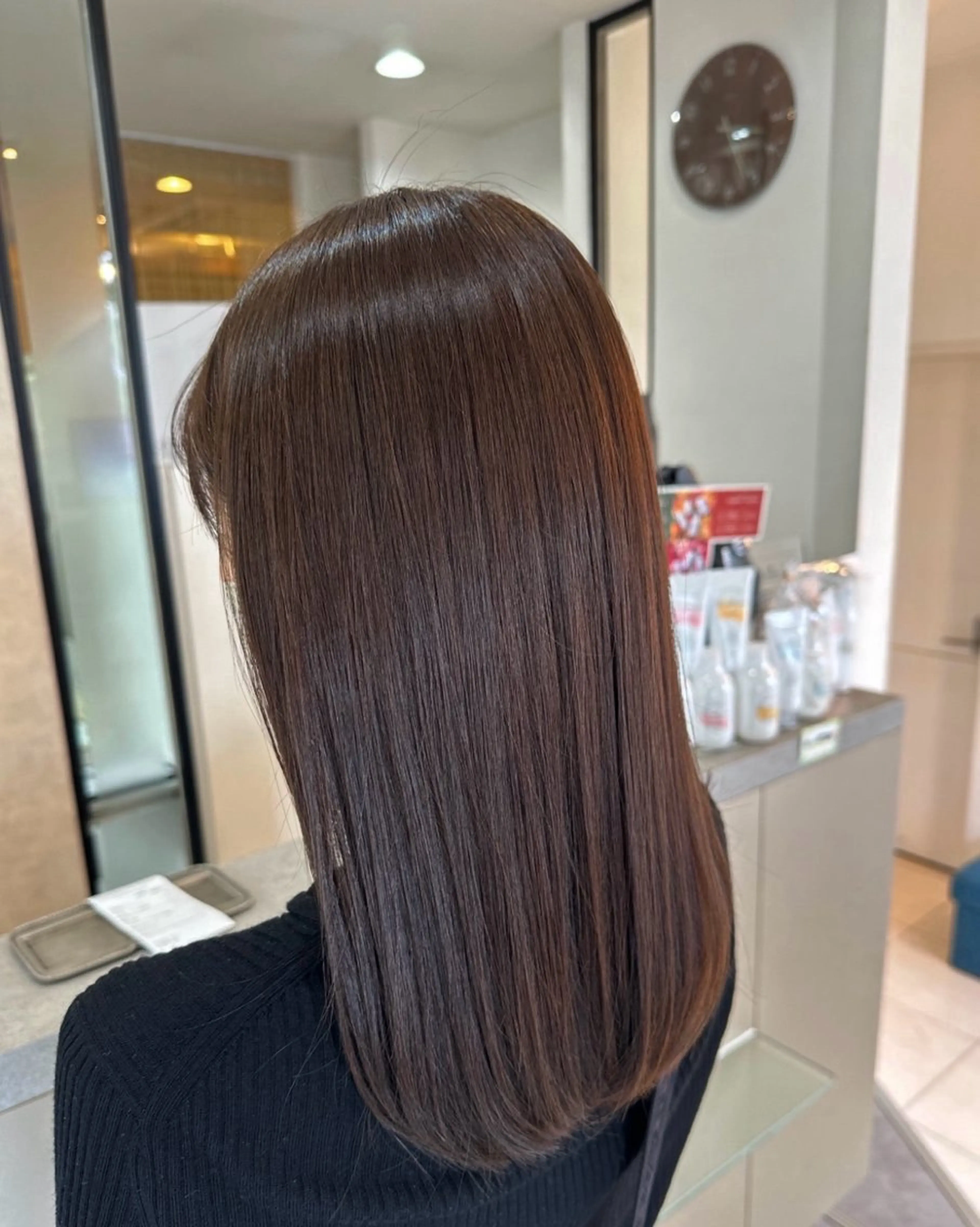 ミディアム 原口 圭織のヘアスタイル