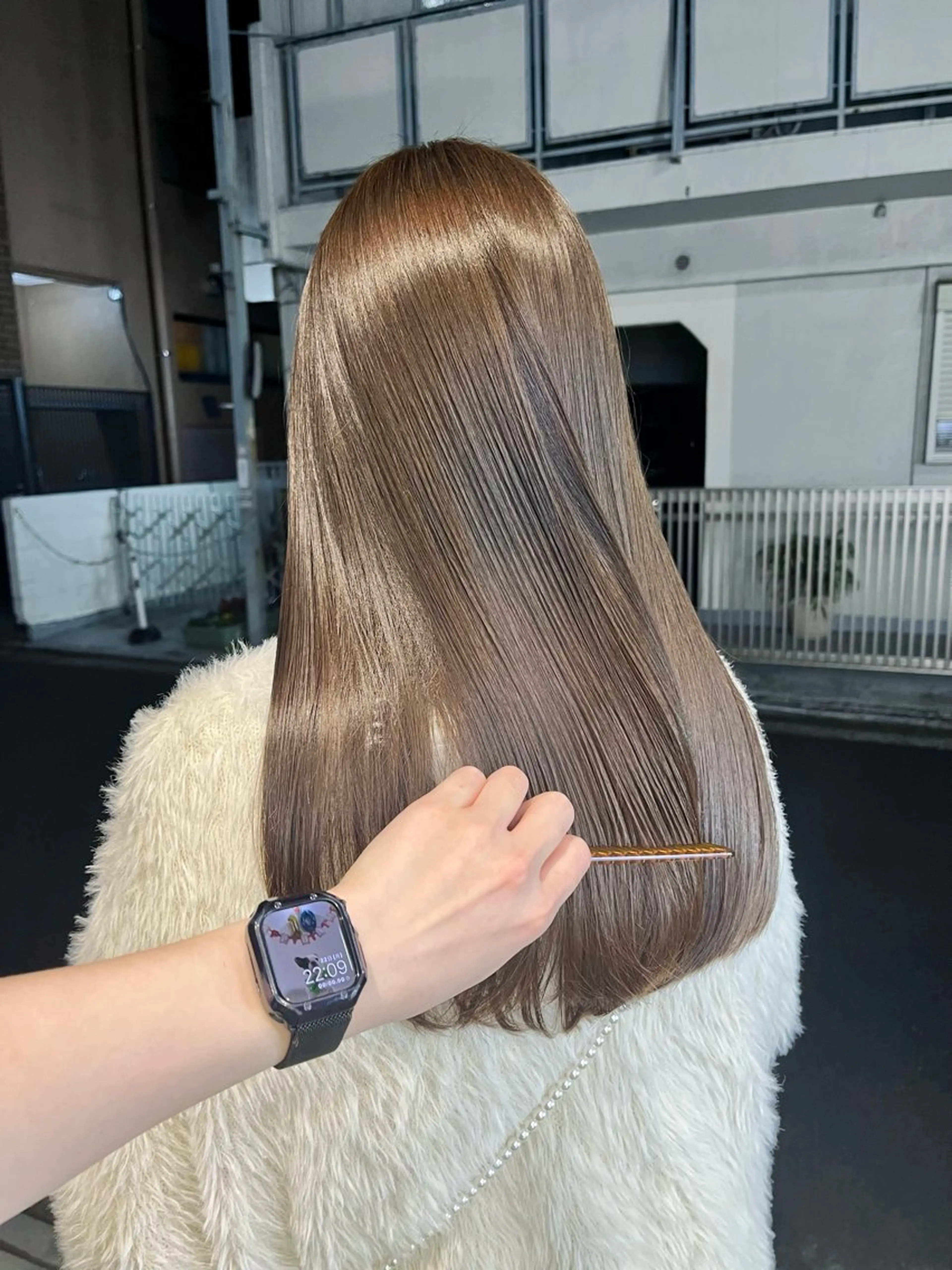 ロング 渡邊 百咲のヘアスタイル