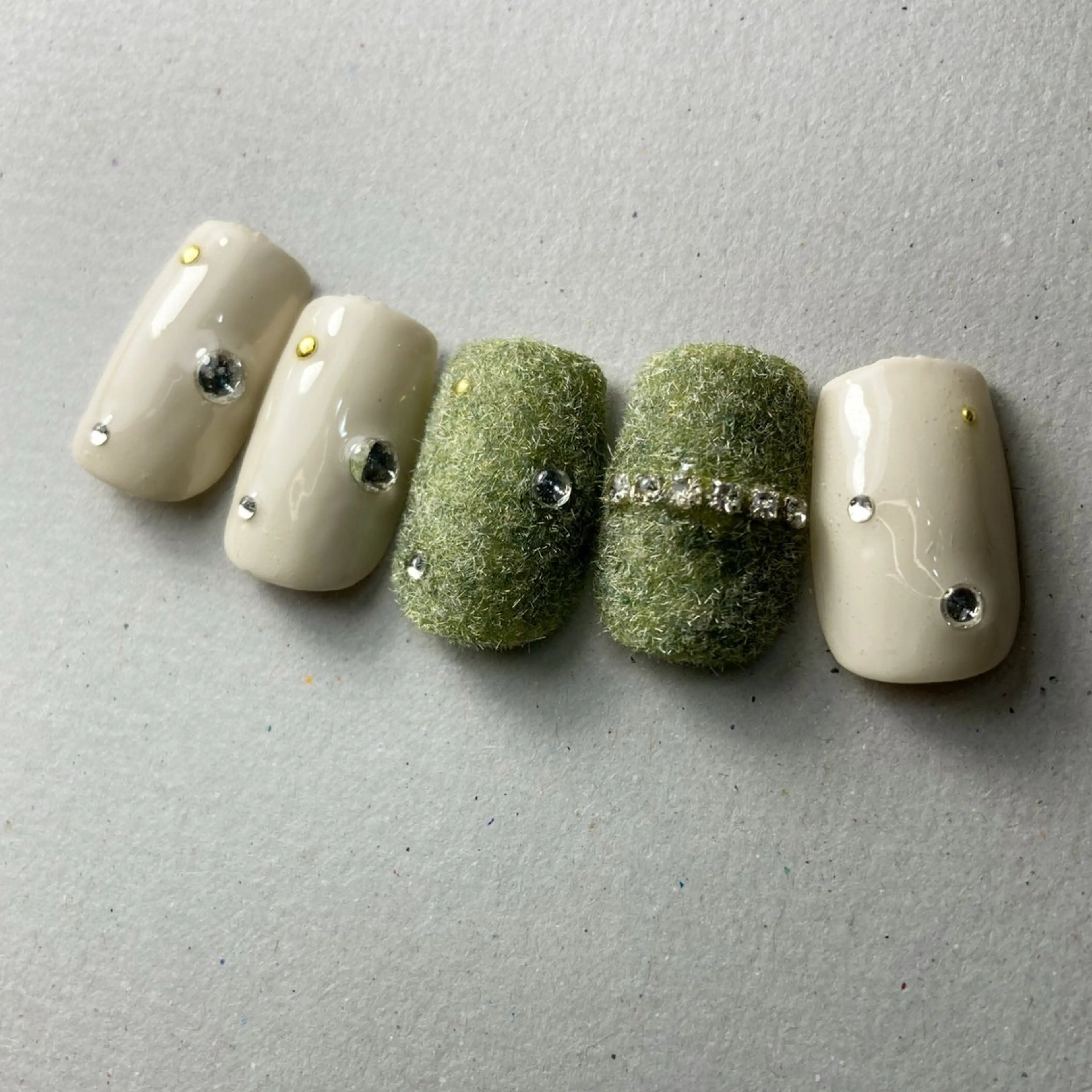 ネイル Legit nail salonのネイルデザイン