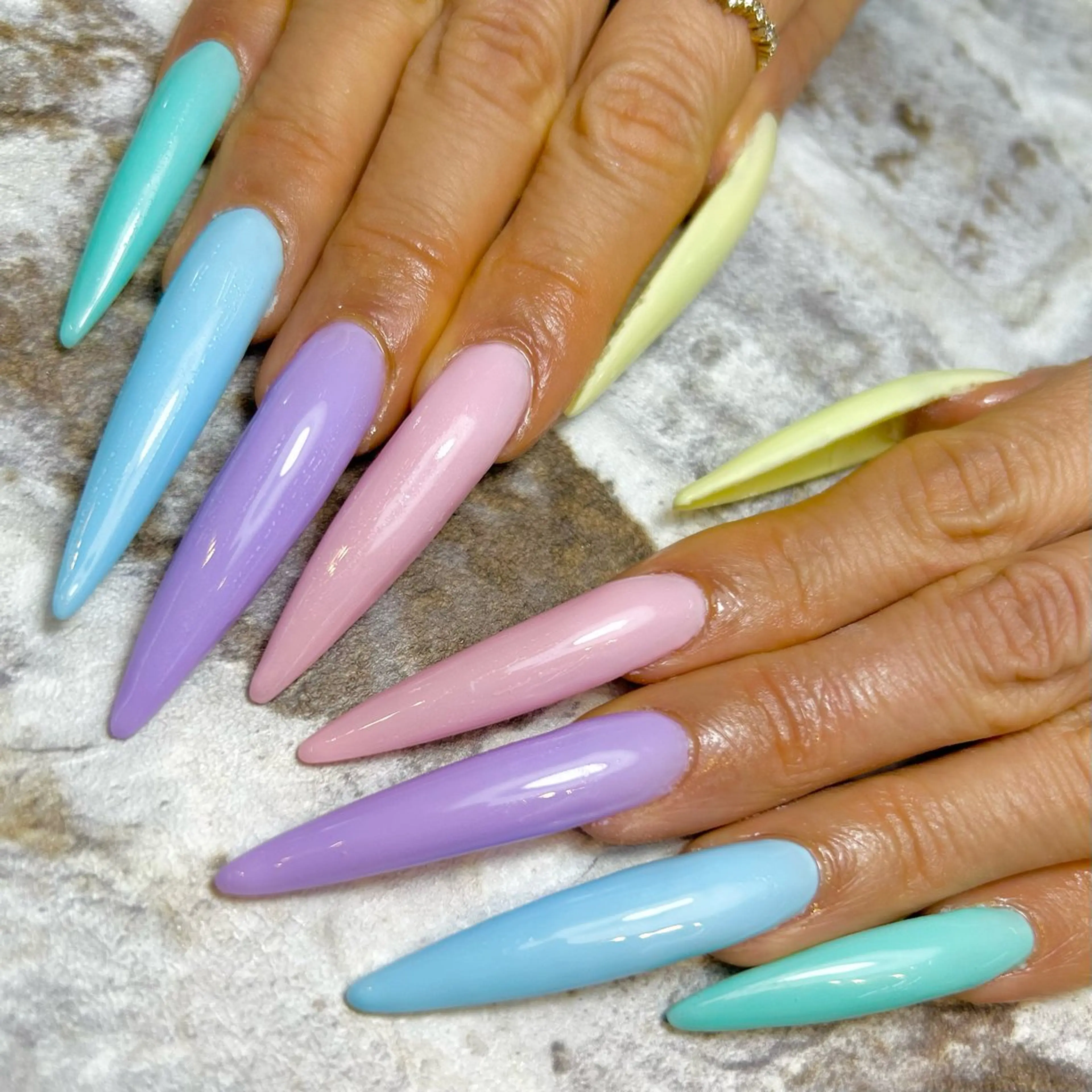 ネイル ロングネイル ネイルサロンmuumii所属・東十条muumii ネイルまつ毛のネイルデザイン