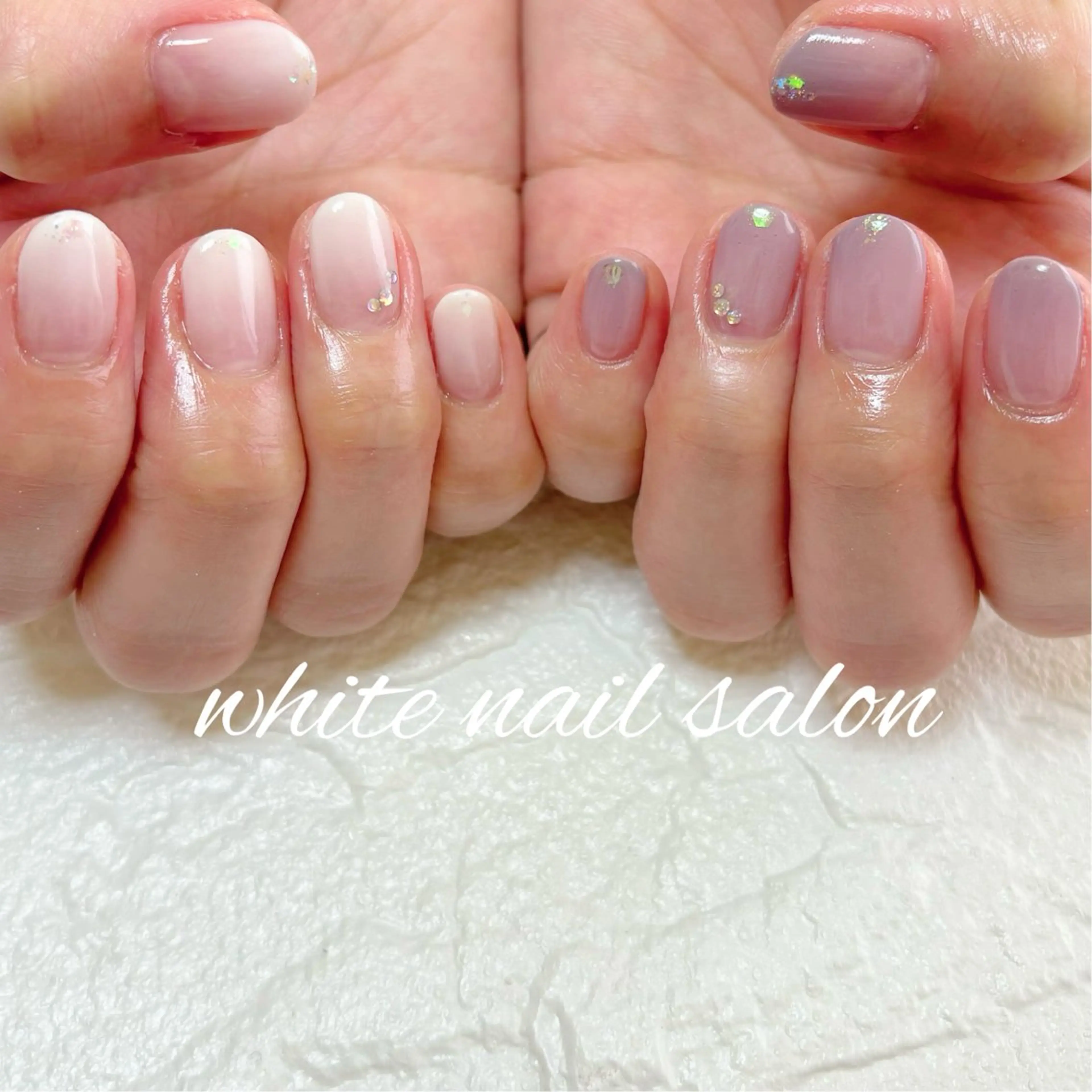 ネイル シンプルネイル ホワイト white nail salonのネイルデザイン