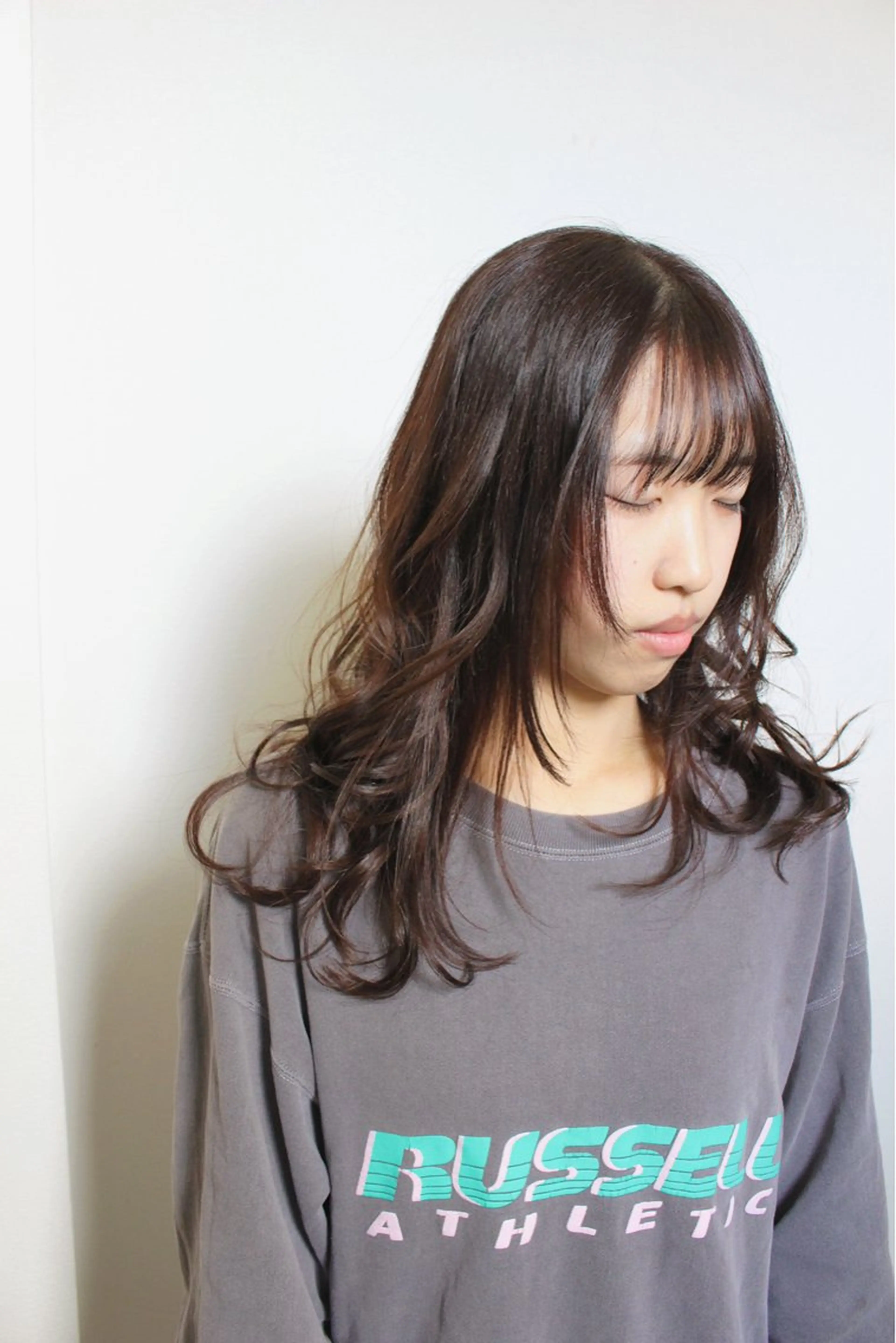 セミロング カラー ブラウンカラー 顔まわりレイヤー レイヤーカット カット ヘアカラー 土居 正季のヘアスタイル