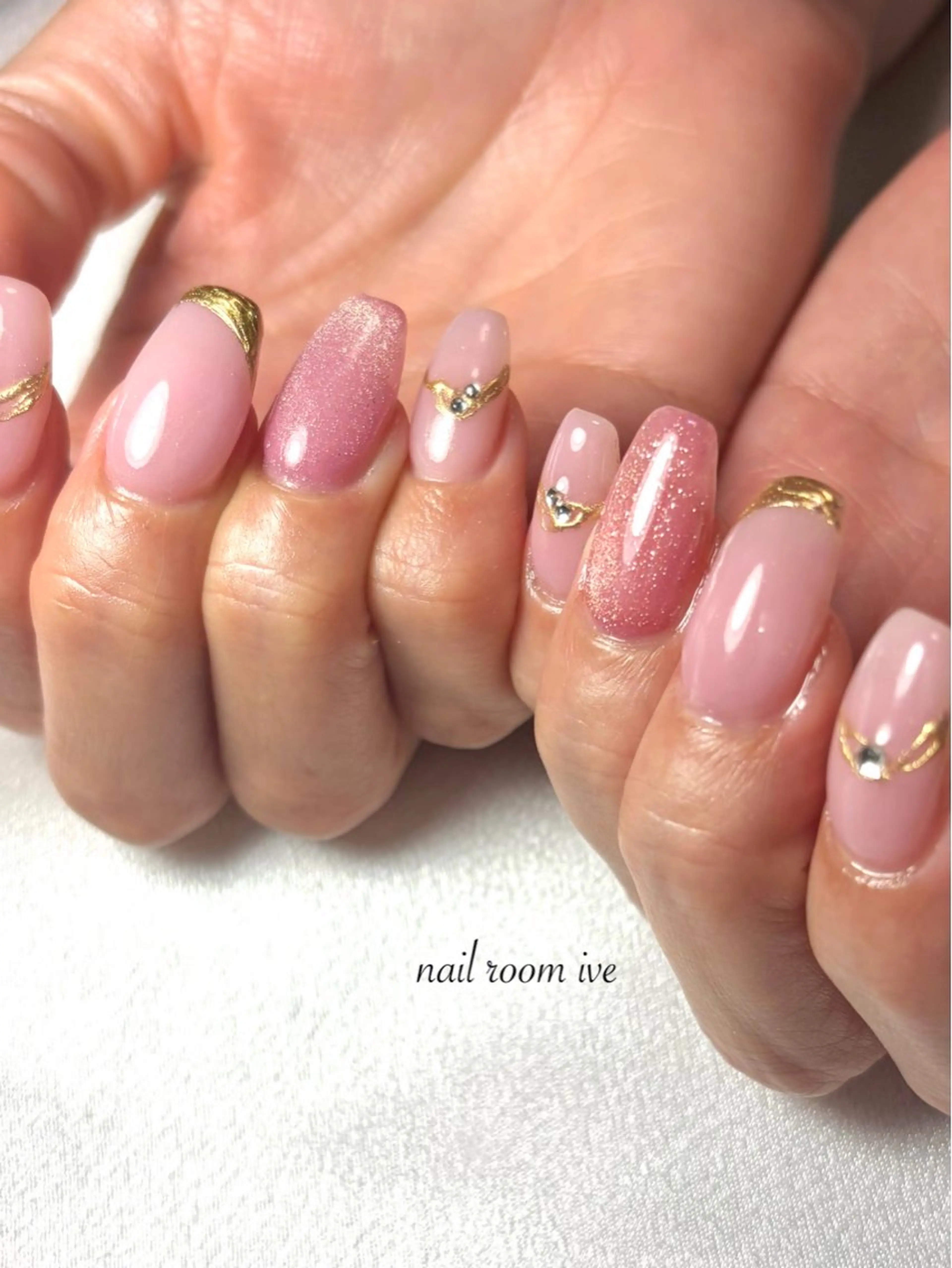 ネイル ハンドネイル nail room IVEのネイルデザイン
