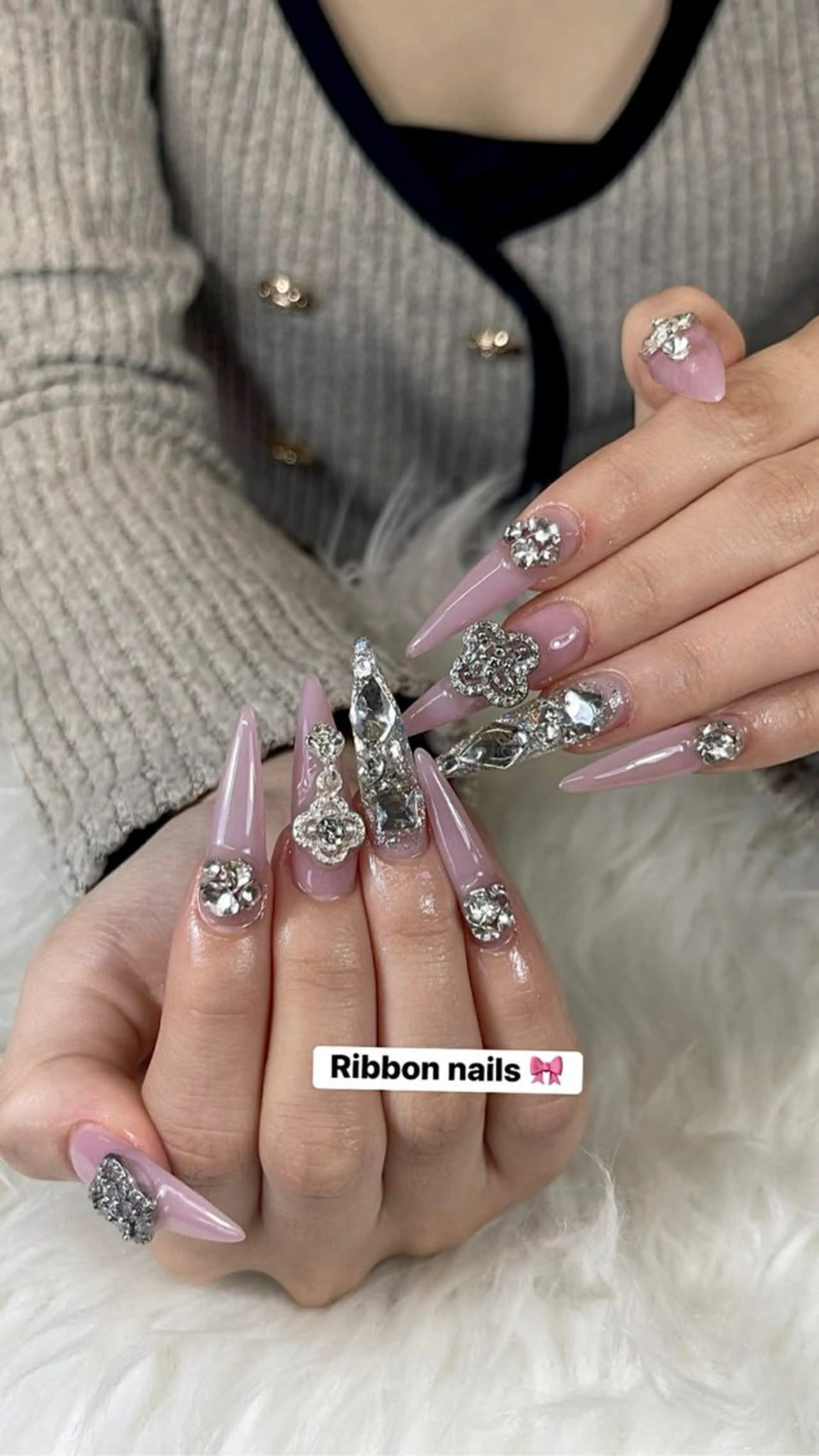 ネイル アートネイル スカルプネイル ストーンネイル ネイルチップ ハンドネイル Suka Nailのネイルデザイン
