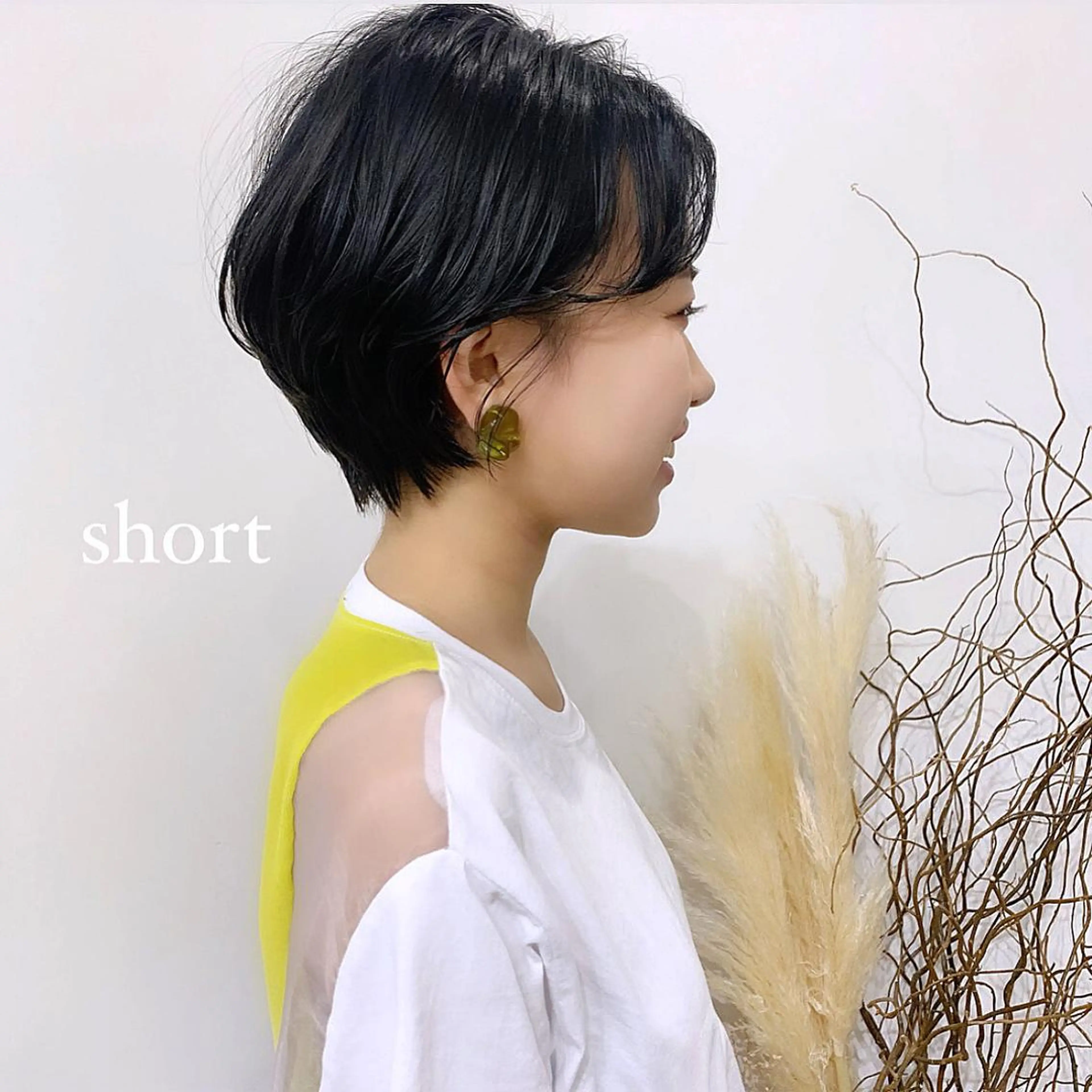 ショート REBECCA byCURACIONのヘアスタイル