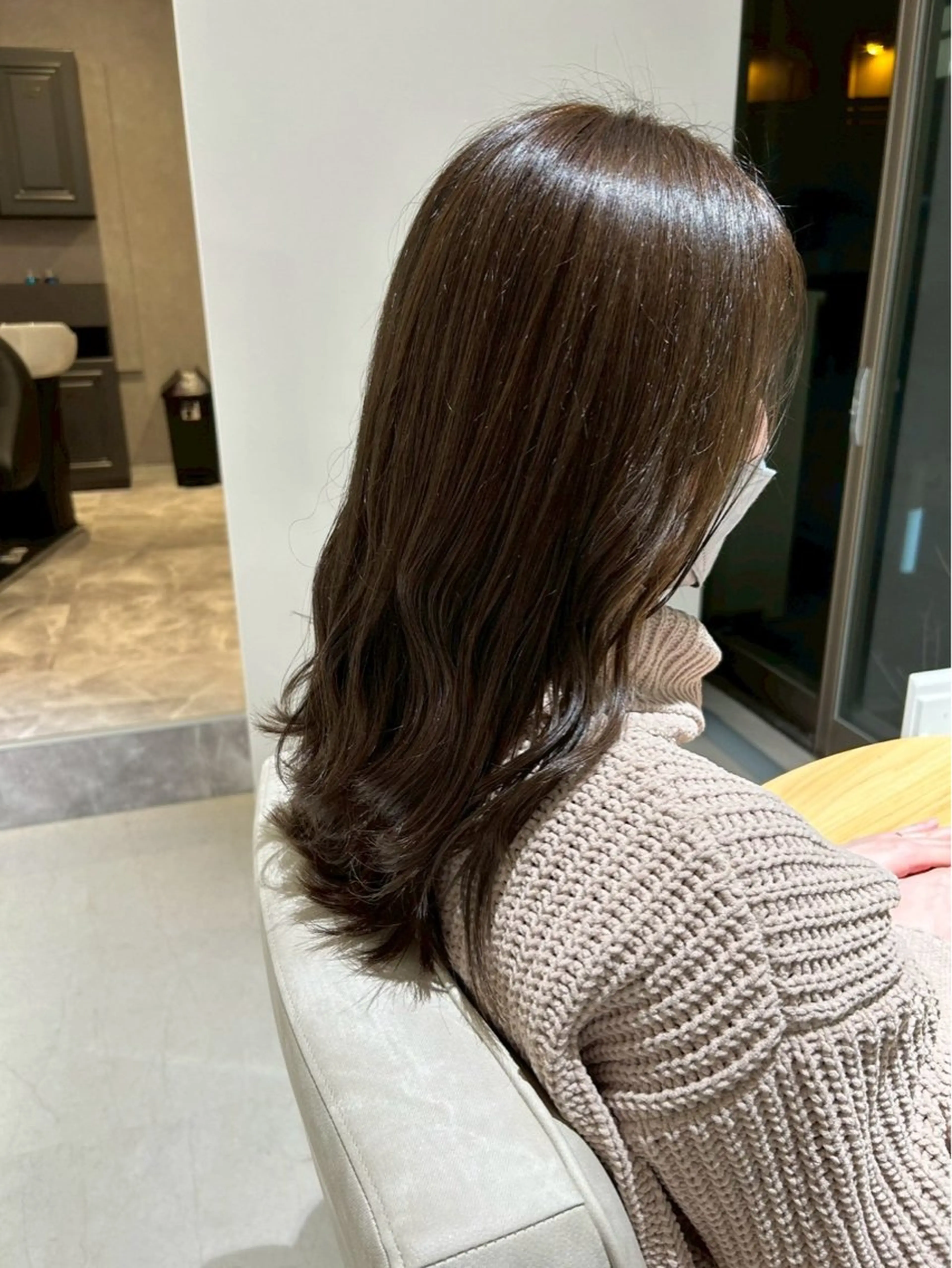 セミロング カラー ヘアカラー トリートメント 木村 友泉のヘアスタイル