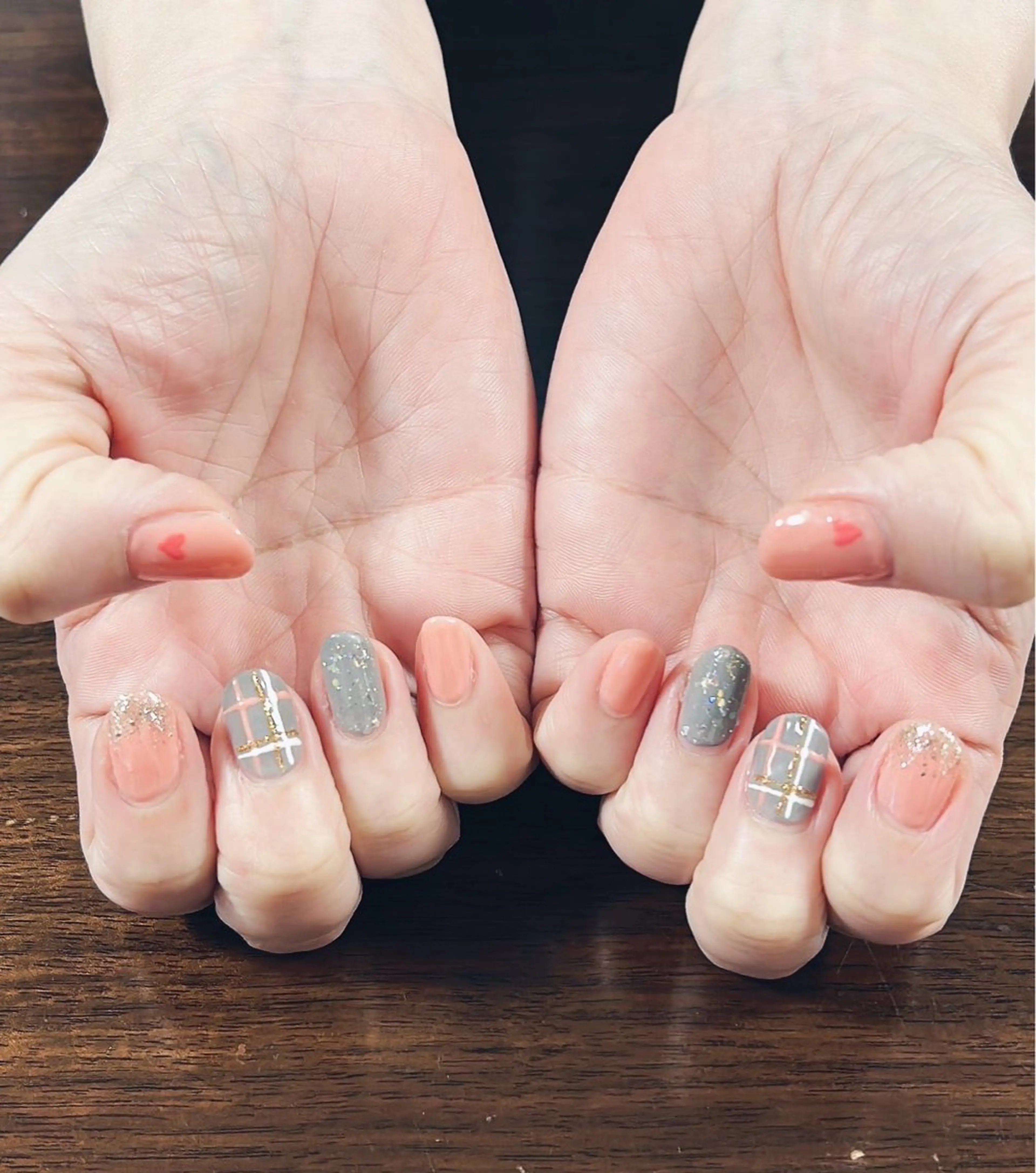 ネイル Y's TONEのネイルデザイン