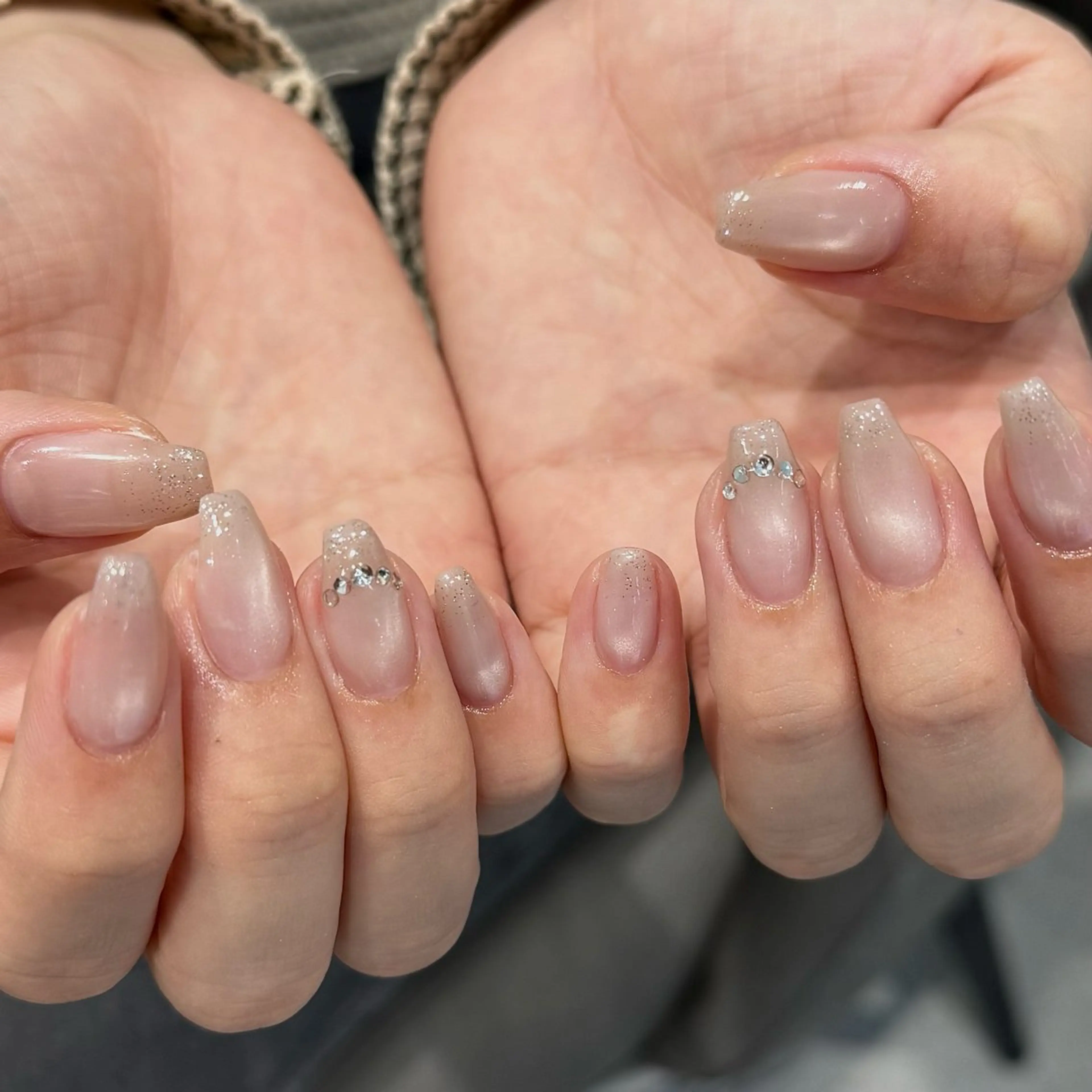 ネイル ラメ(グリッター) ストーンネイル ハンドネイル nails by wakabaのネイルデザイン