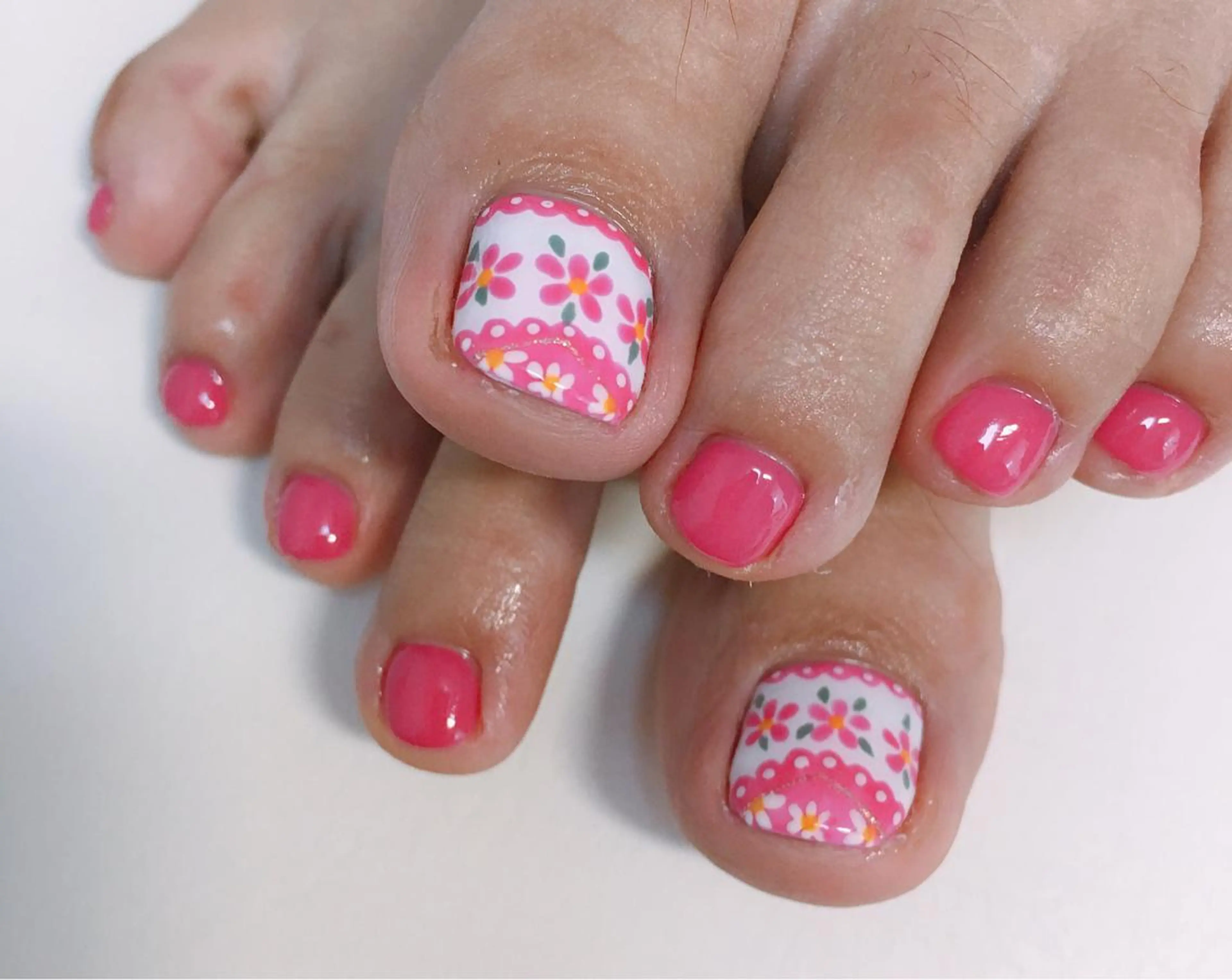 ネイル フットネイル Emu Nailのネイルデザイン