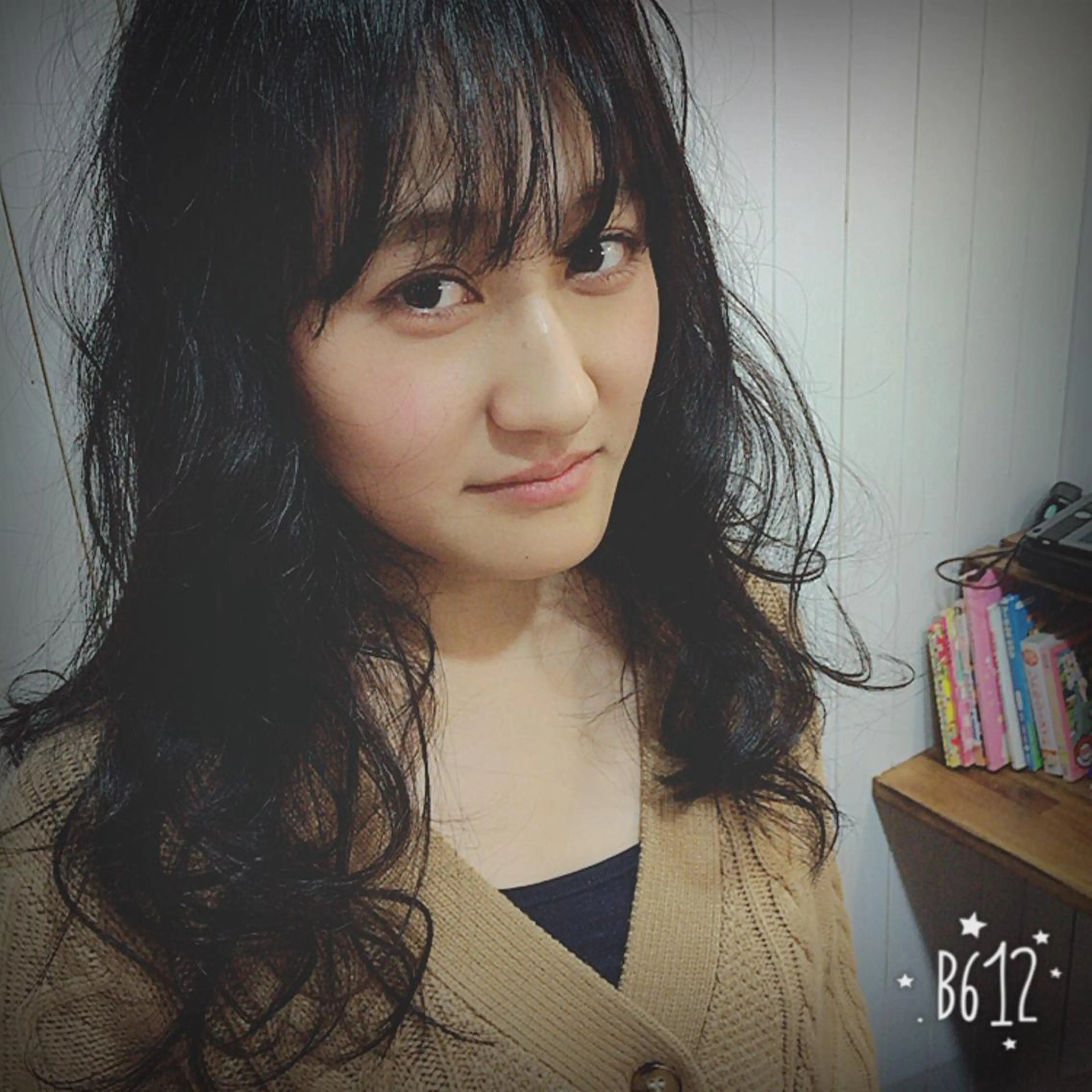 セミロング カラー 奥野 紗弓のヘアスタイル