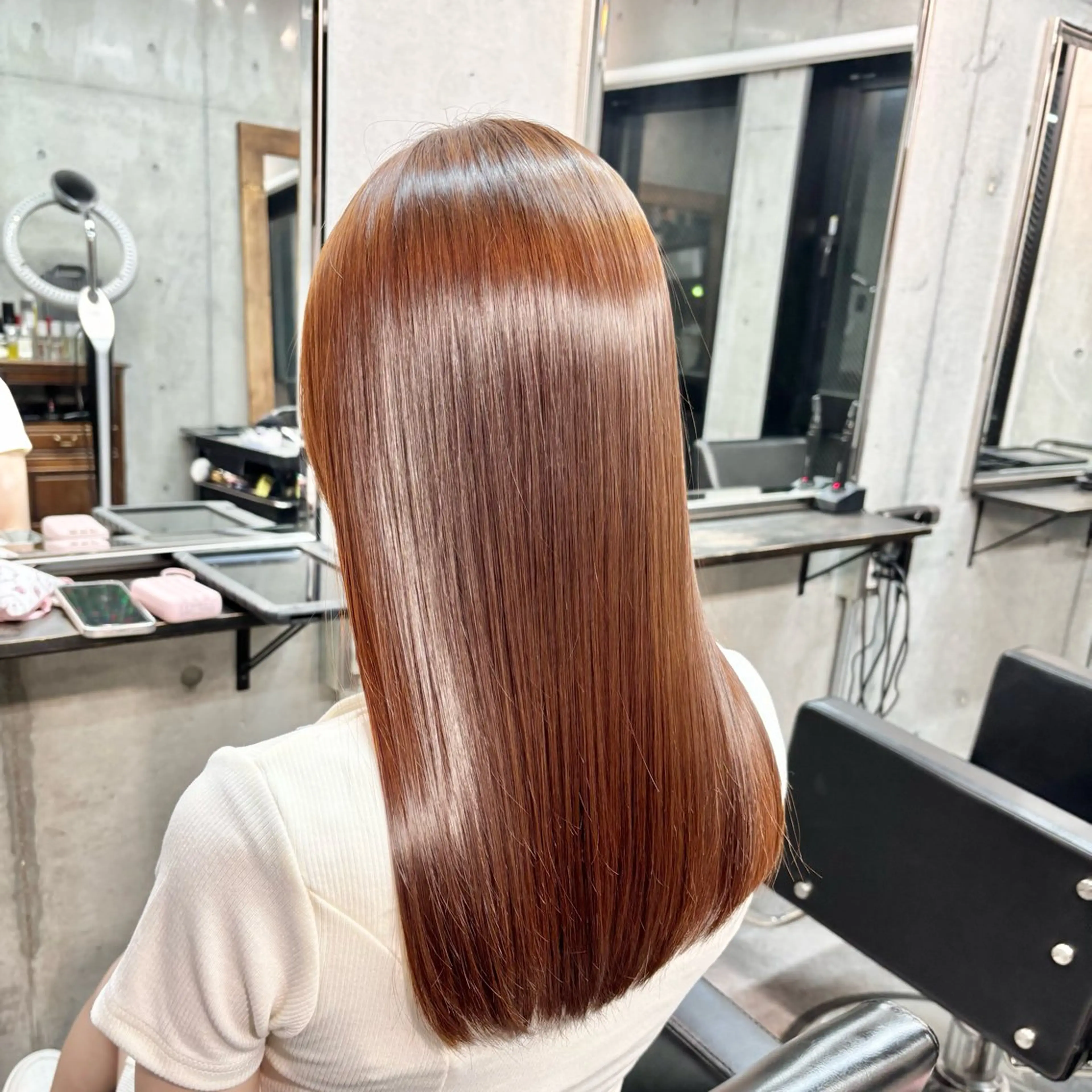 1日1人限定‼️美髪のフルコース❗️柔らかい艶髪縮毛矯正+プレミアム髪質改善フルトリートメント+炭酸ケア+最高級の処理剤の写真