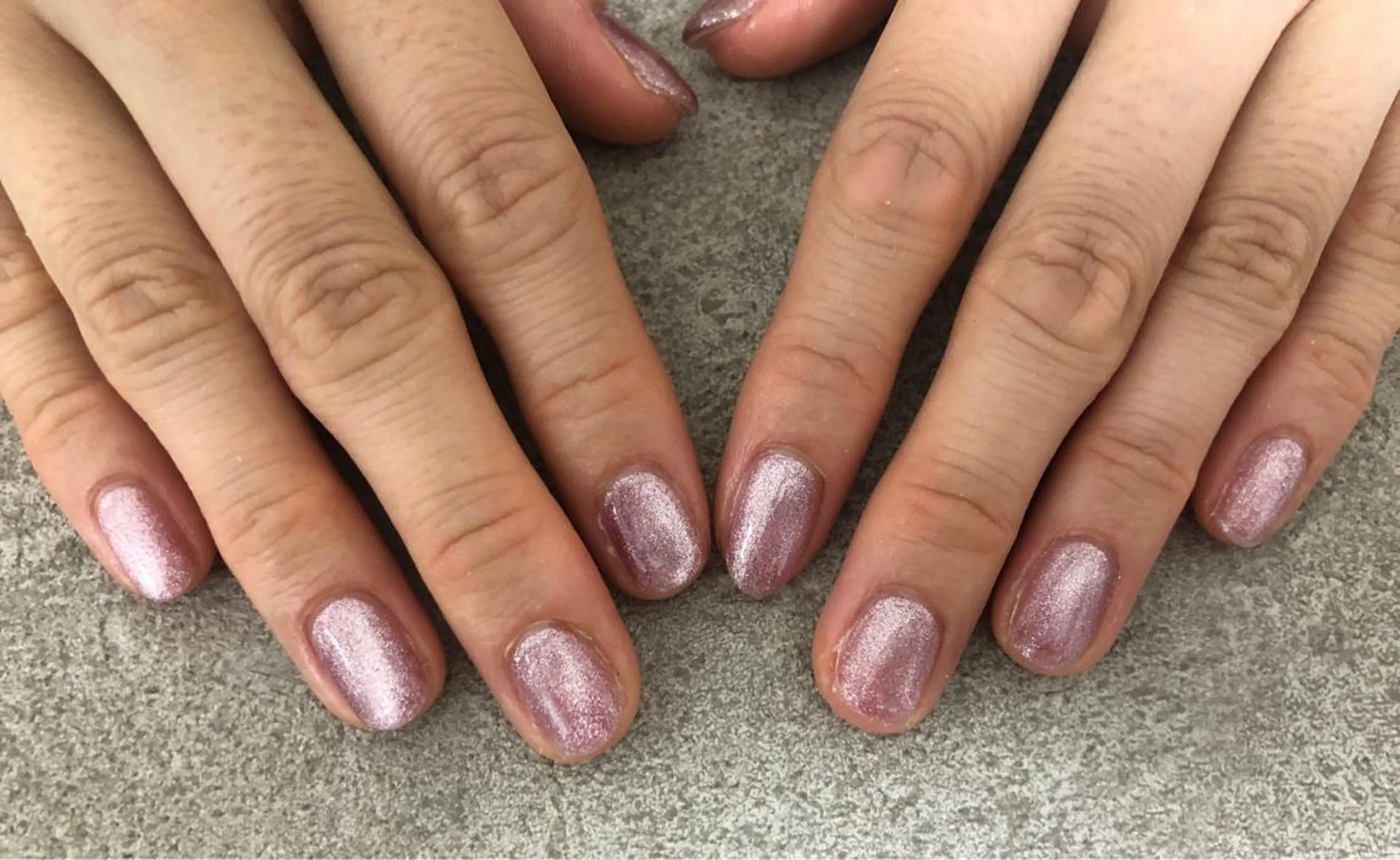 ネイル マグネットネイル ピンク ハンドネイル mogunail &blowのネイルデザイン