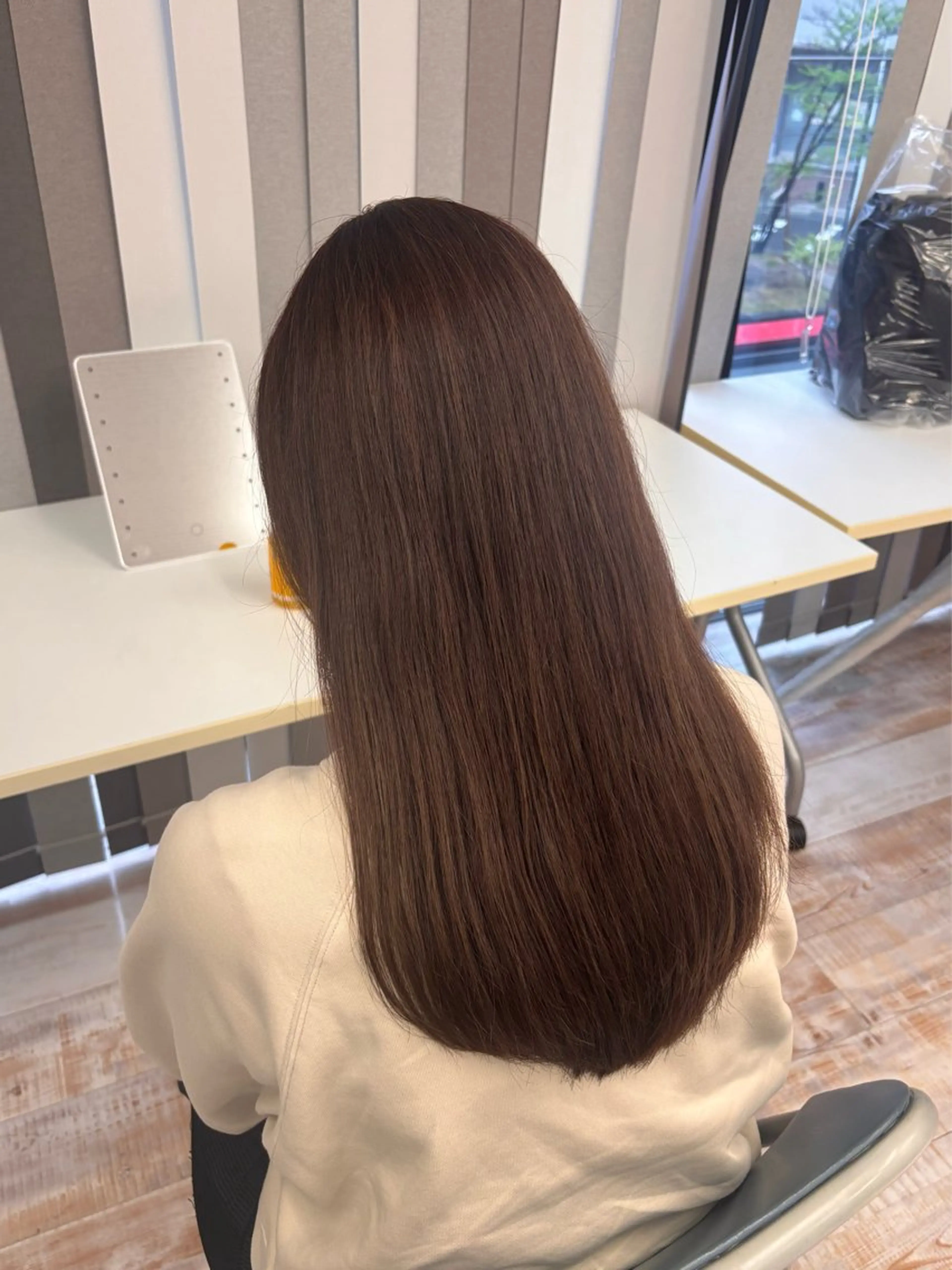 ロング カラー 高橋 杏梓のヘアスタイル
