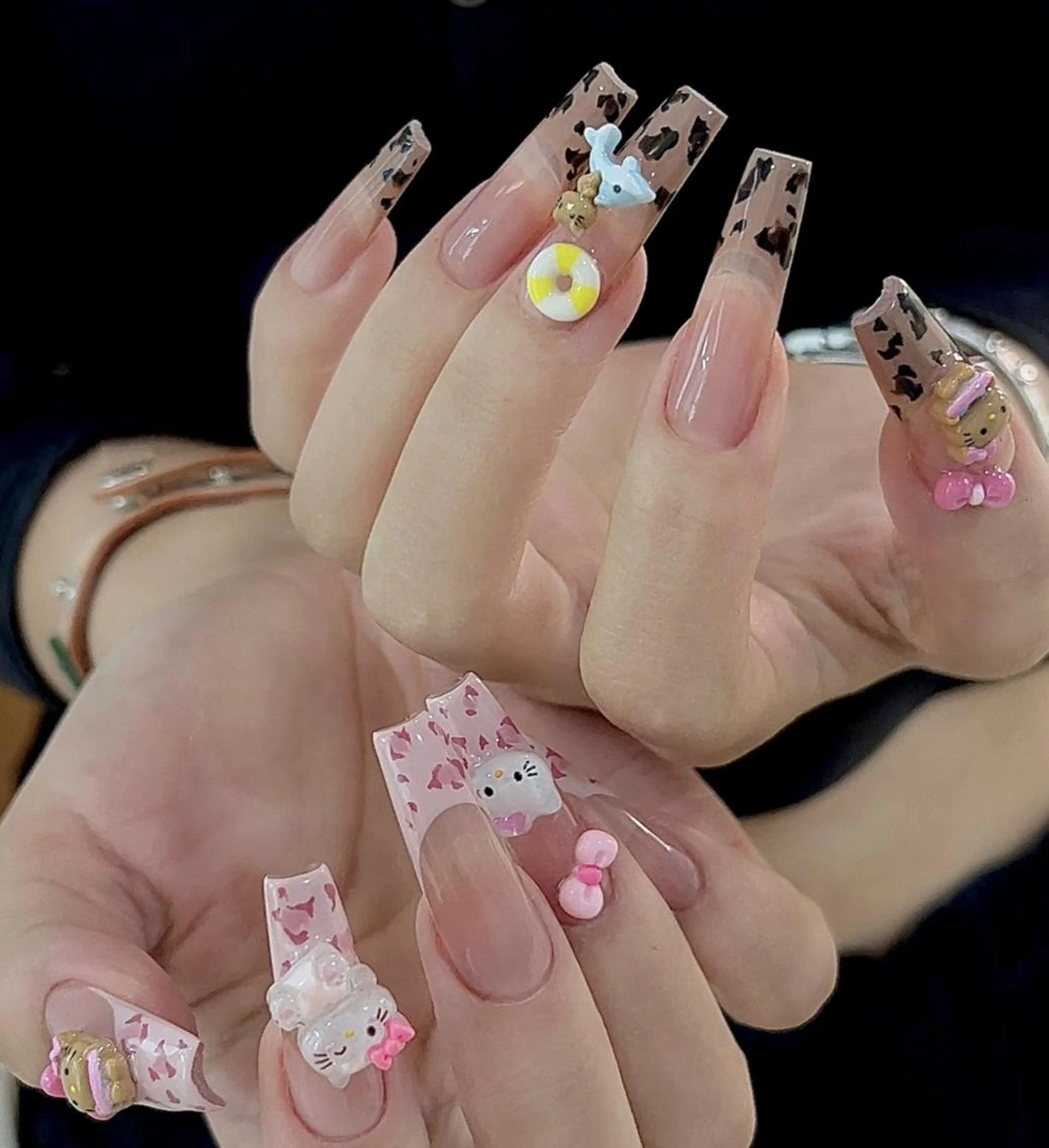 マツエク・マツパ ハンドネイル エリ🫧 nail池袋東口のネイルデザイン