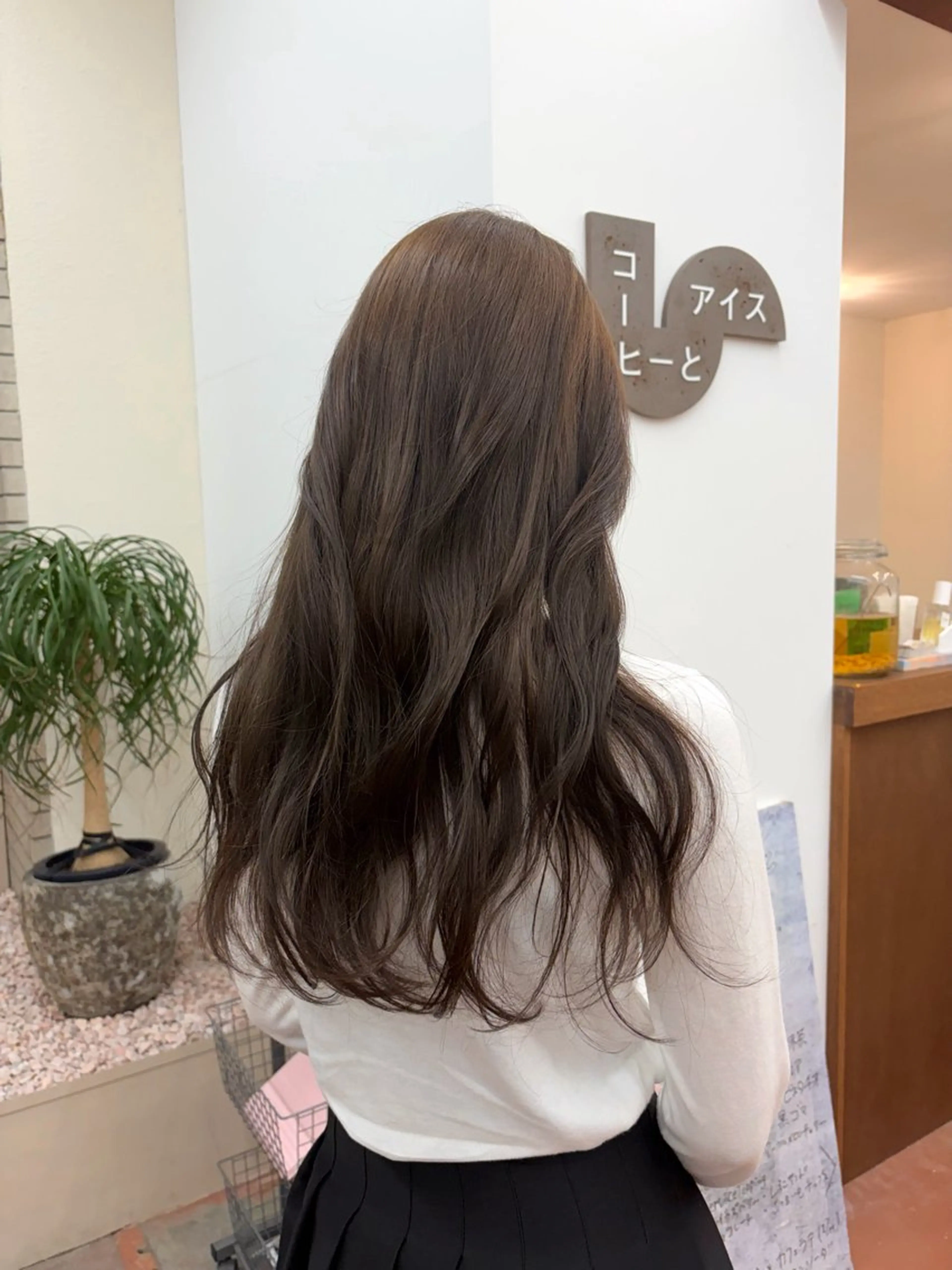 ロング 山内 瑠莉のヘアスタイル