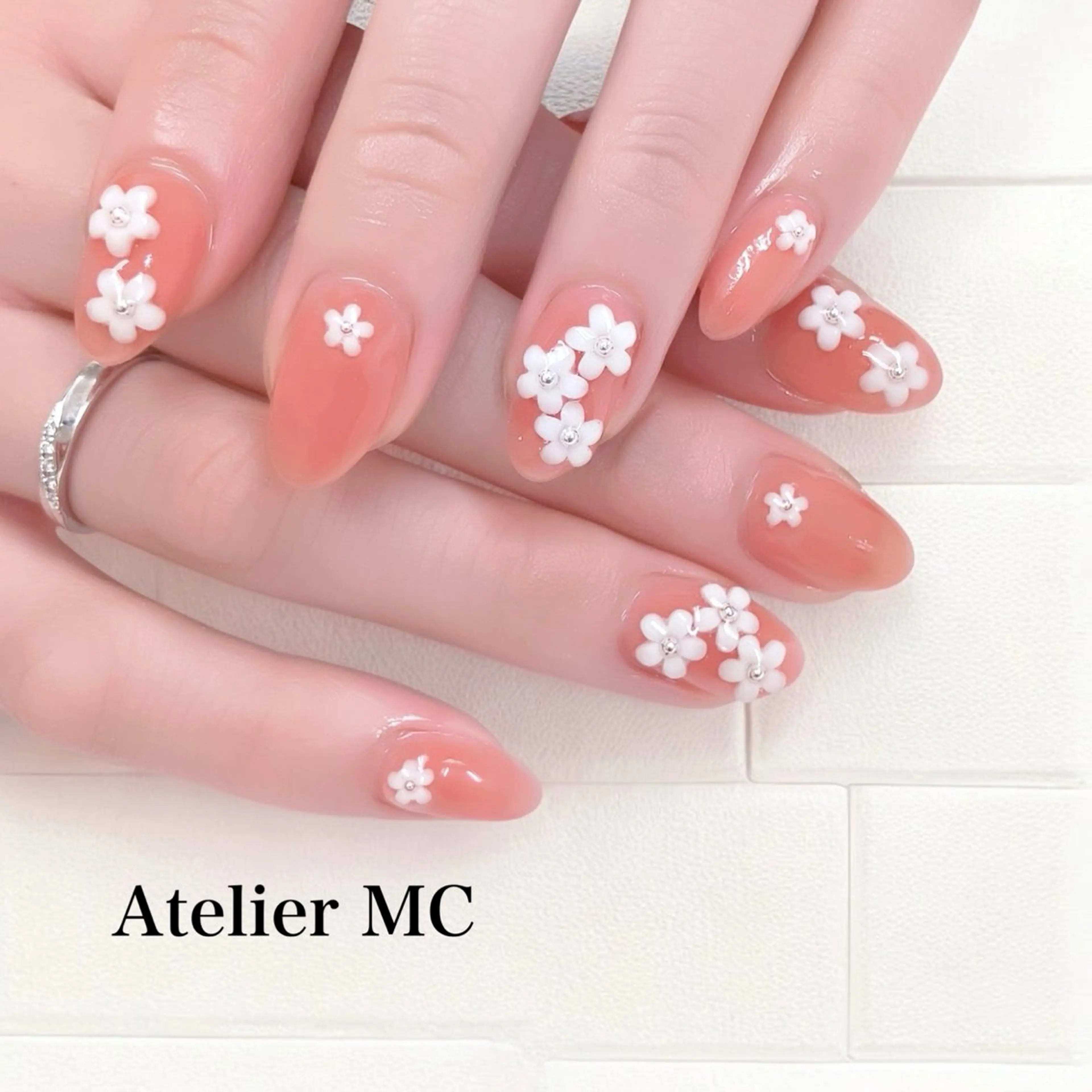 ネイル ハンドネイル アトリエ エムシー 【新富町・東銀座】のネイルデザイン