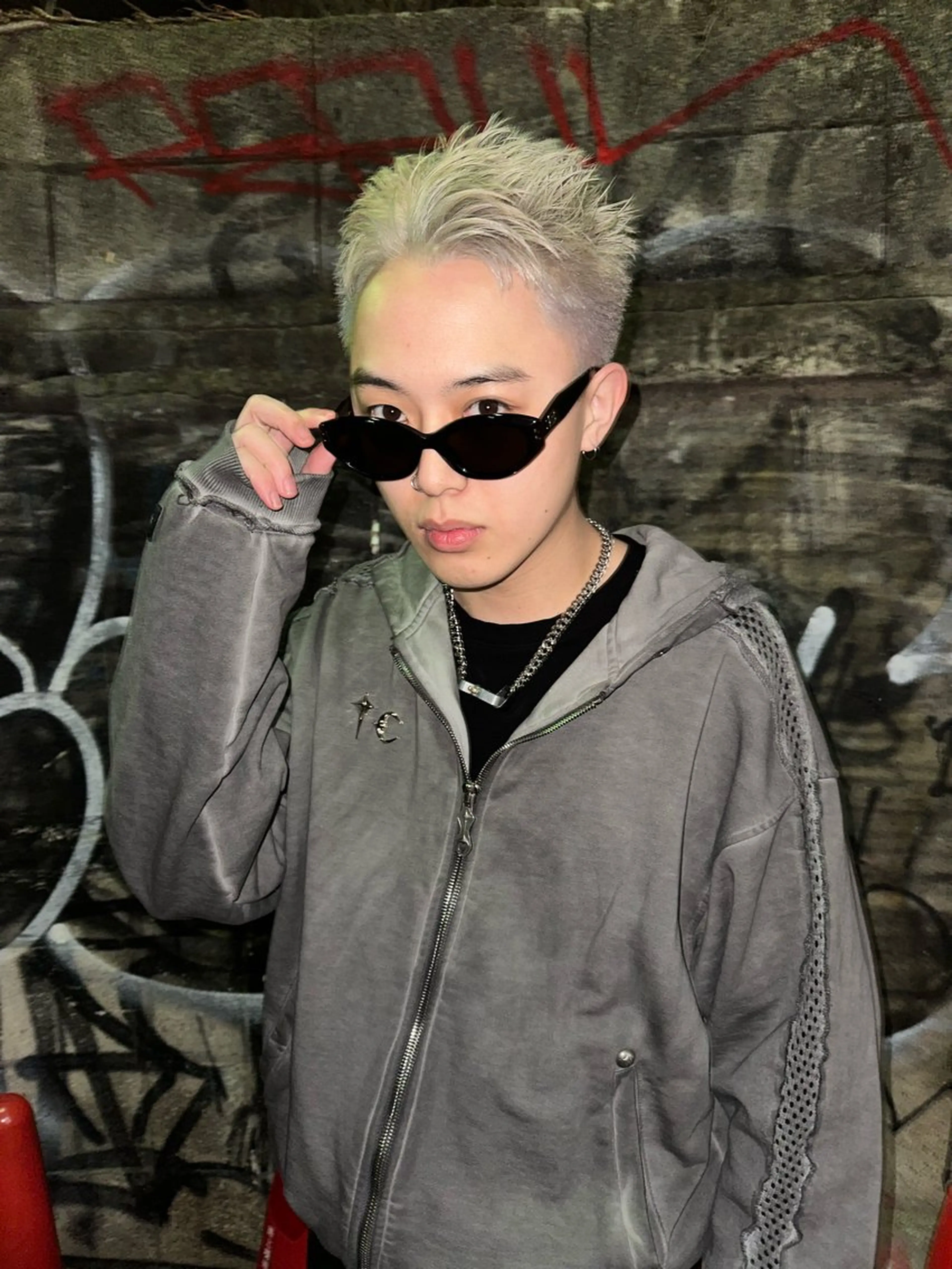 ショート ✴︎TO-MA✴︎ レッドカラー/透明感のヘアスタイル