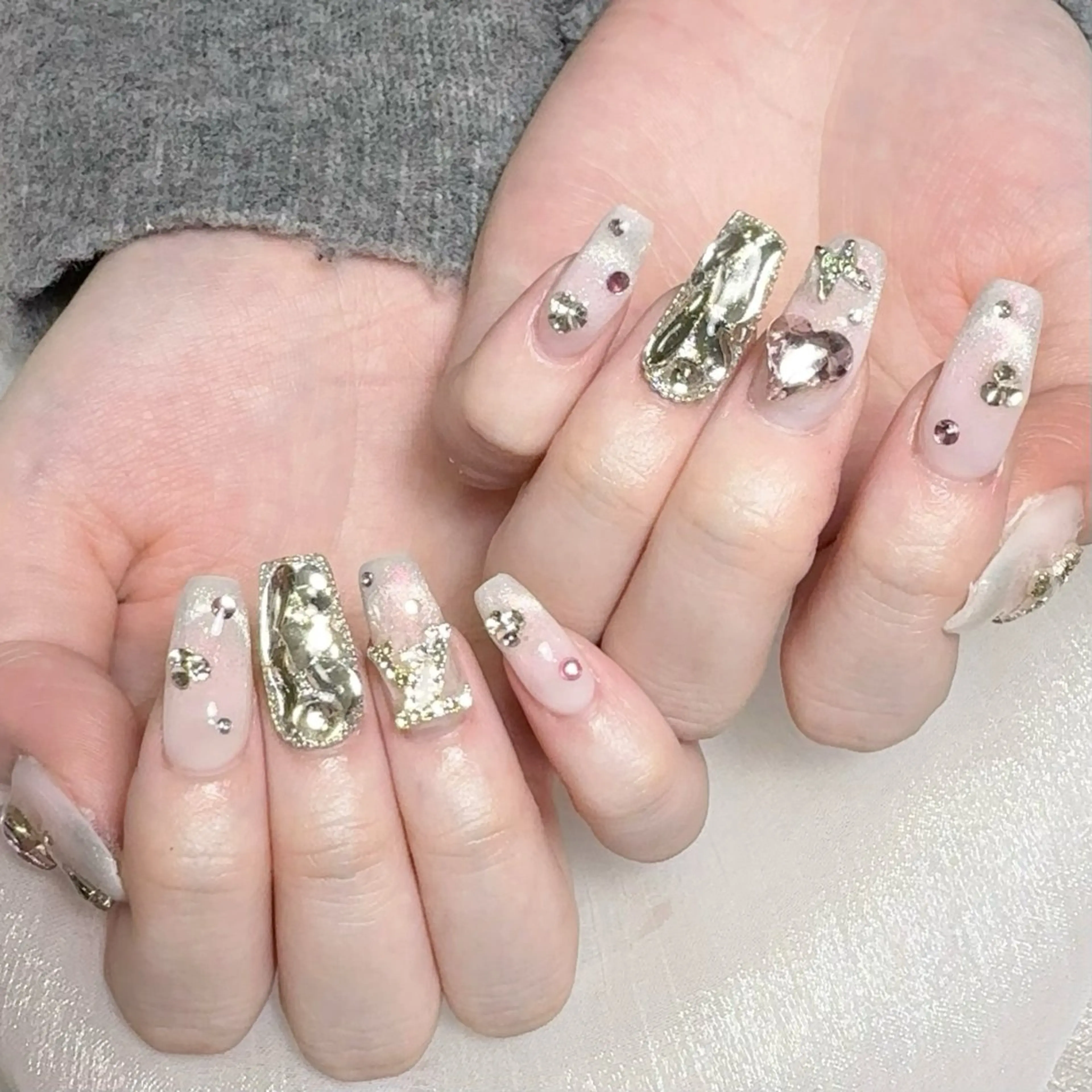 ネイル 持ち込み NAILサロン 木にいるのネイルデザイン