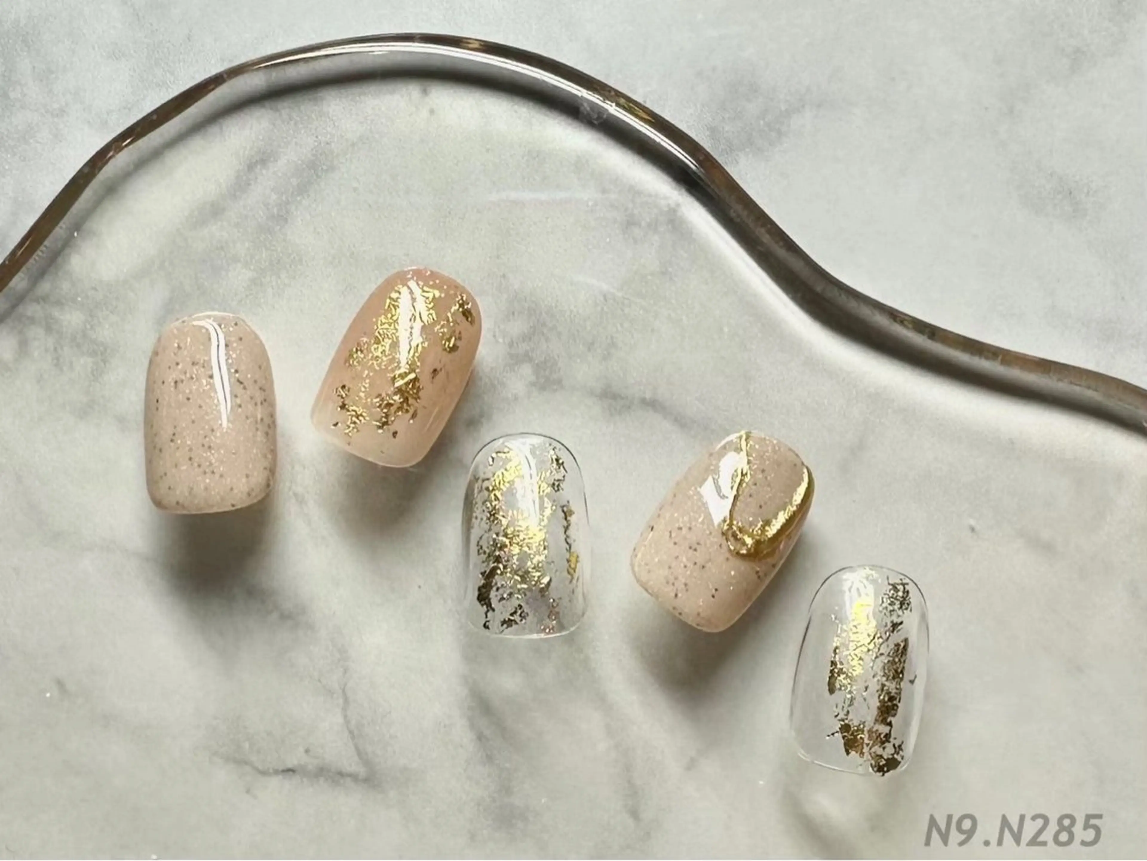 ネイル シンプルネイル 岡矢joieange 心斎橋店のネイルデザイン