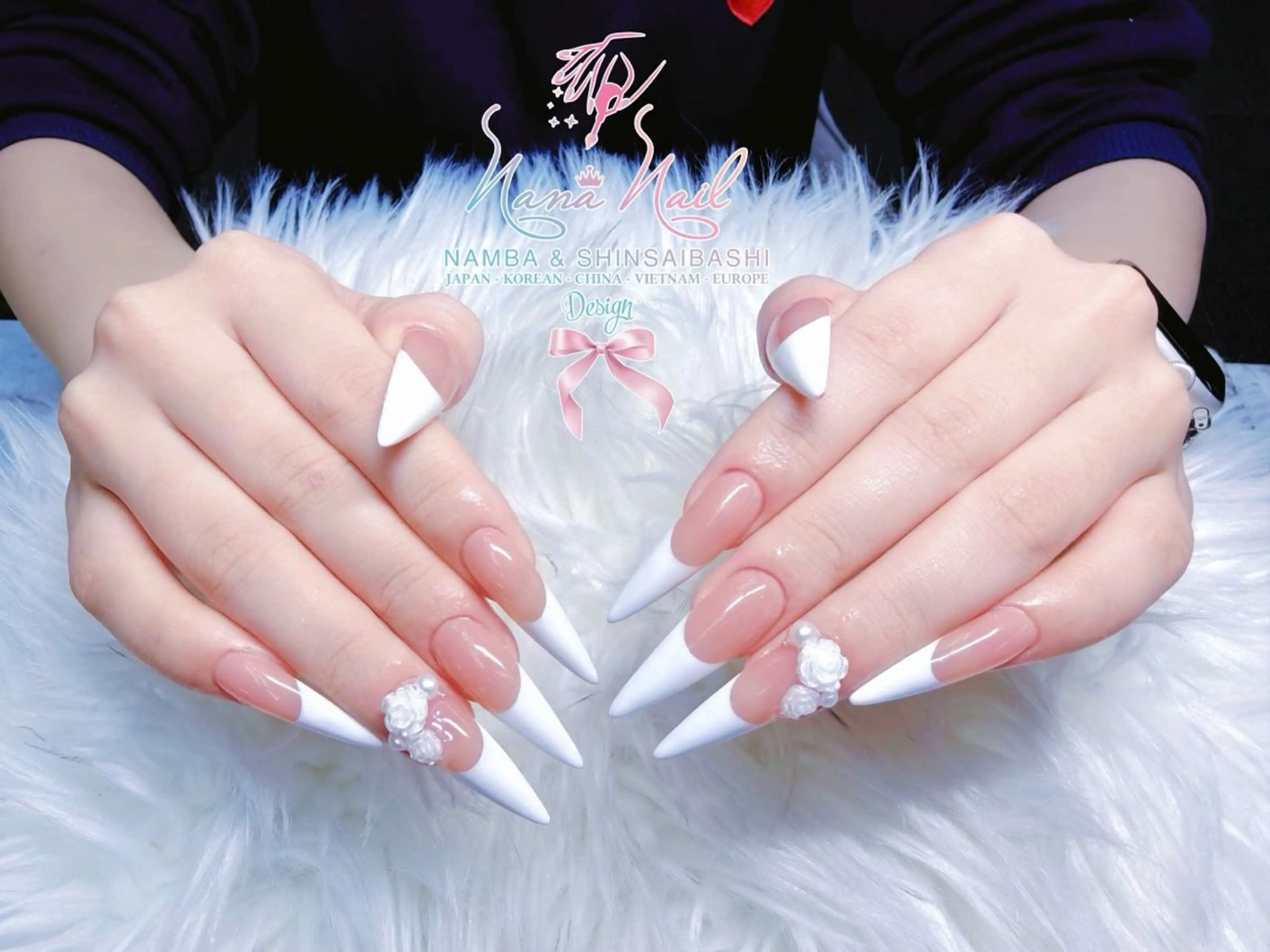 ロング 韓国風ヘア ロング クリスマス ハンドネイル Linanail Nambaのマツエク・マツパデザイン
