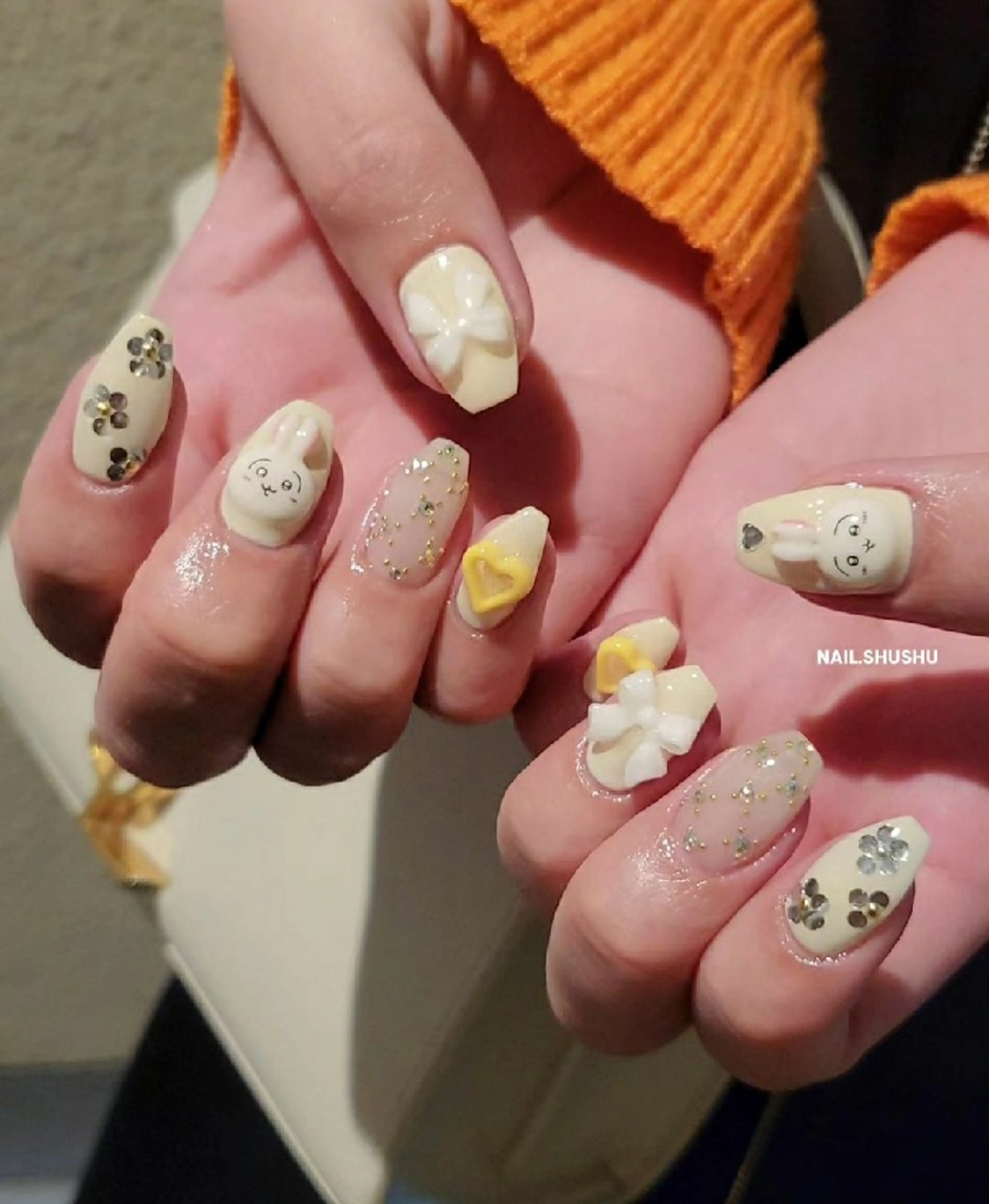 ネイル 持ち込み ニュアンスネイル ワンカラーネイル シンプルネイル 春ネイル ハンドネイル 3dパーツ/流行り 👧shushu❤️のネイルデザイン