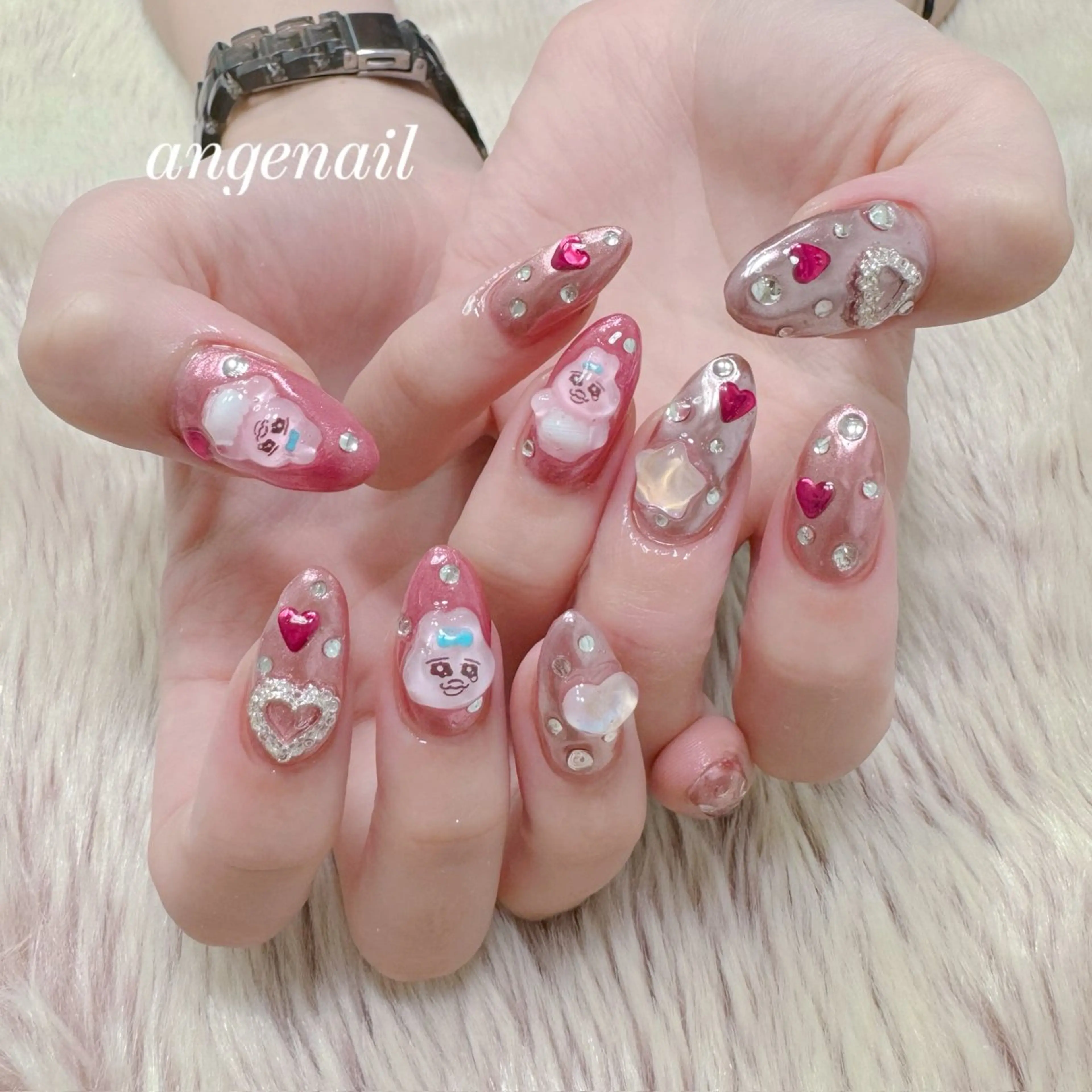 ネイル ハンドネイル オーナーネイリスト MAKIのネイルデザイン