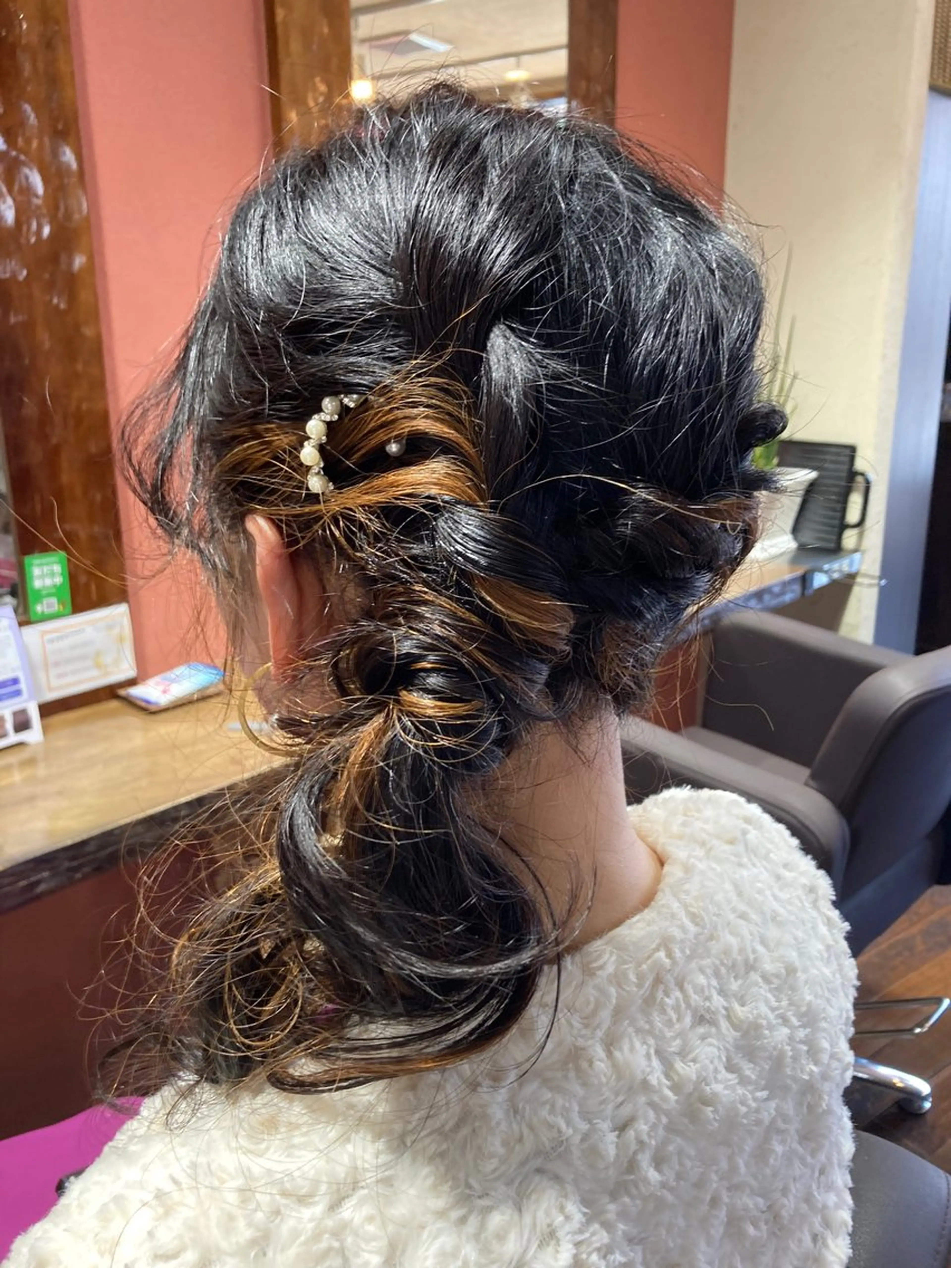 ヘアアレンジ ✂️ワタナベ コウジ✂️のヘアスタイル