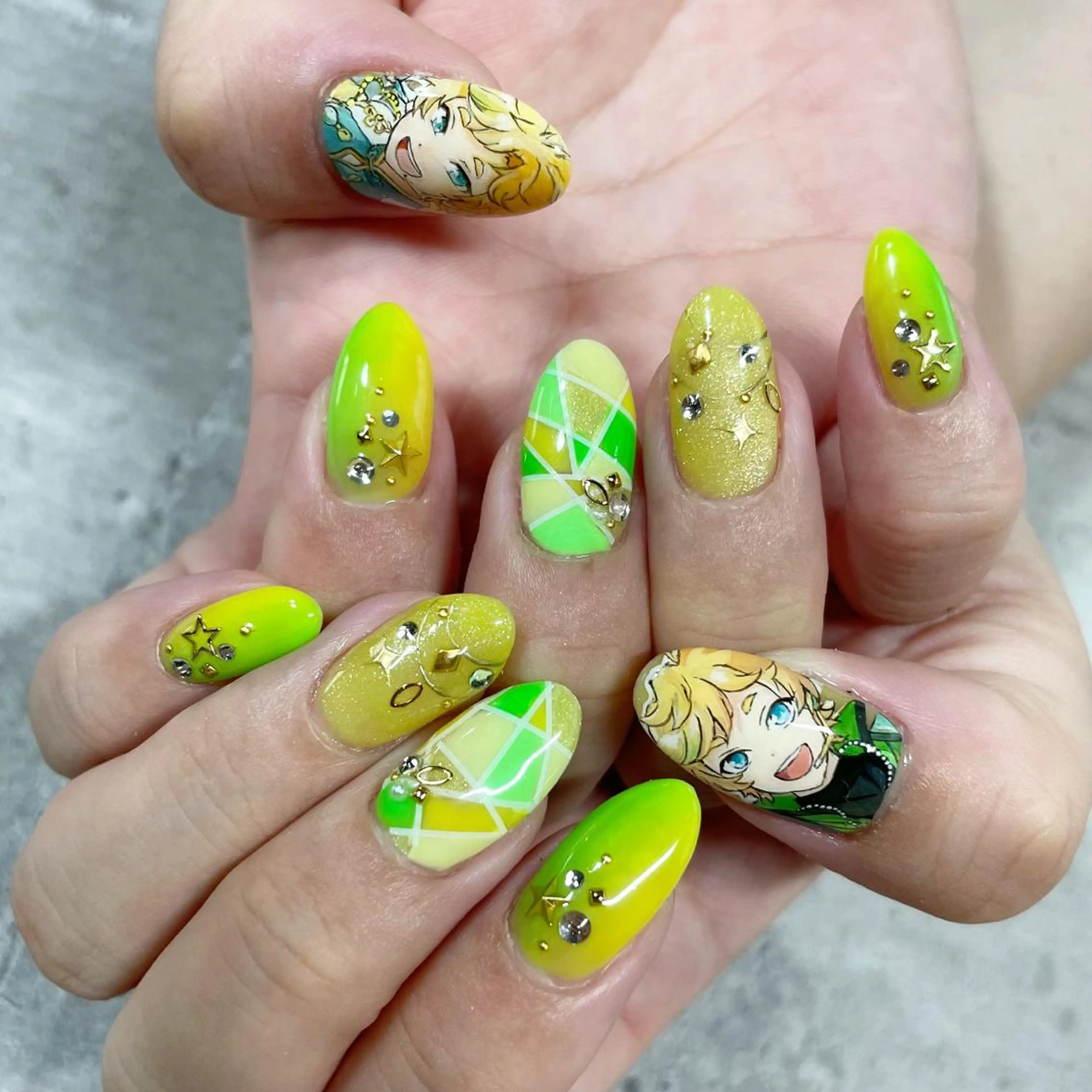 ネイル 東 千夏のネイルデザイン