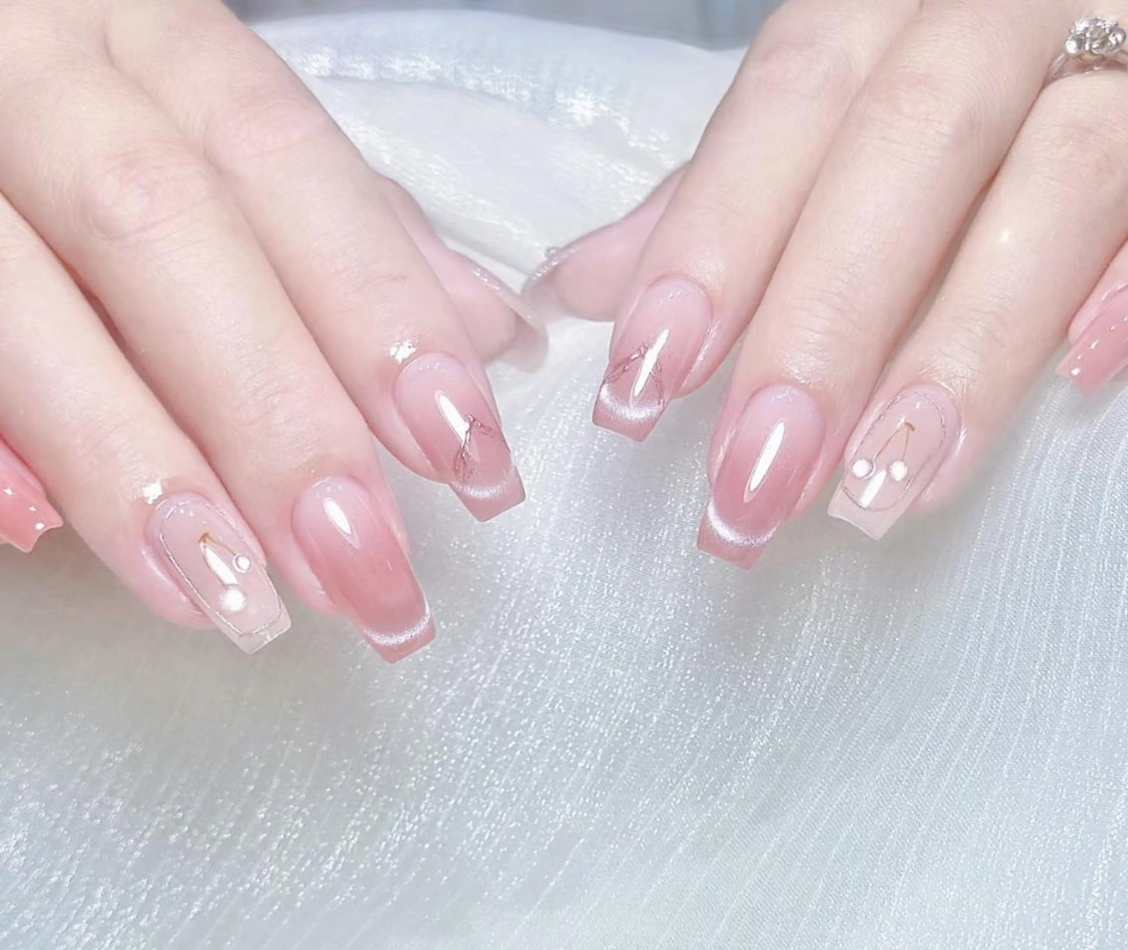 ネイル ハンドネイル エリ🫧 nail池袋東口のネイルデザイン