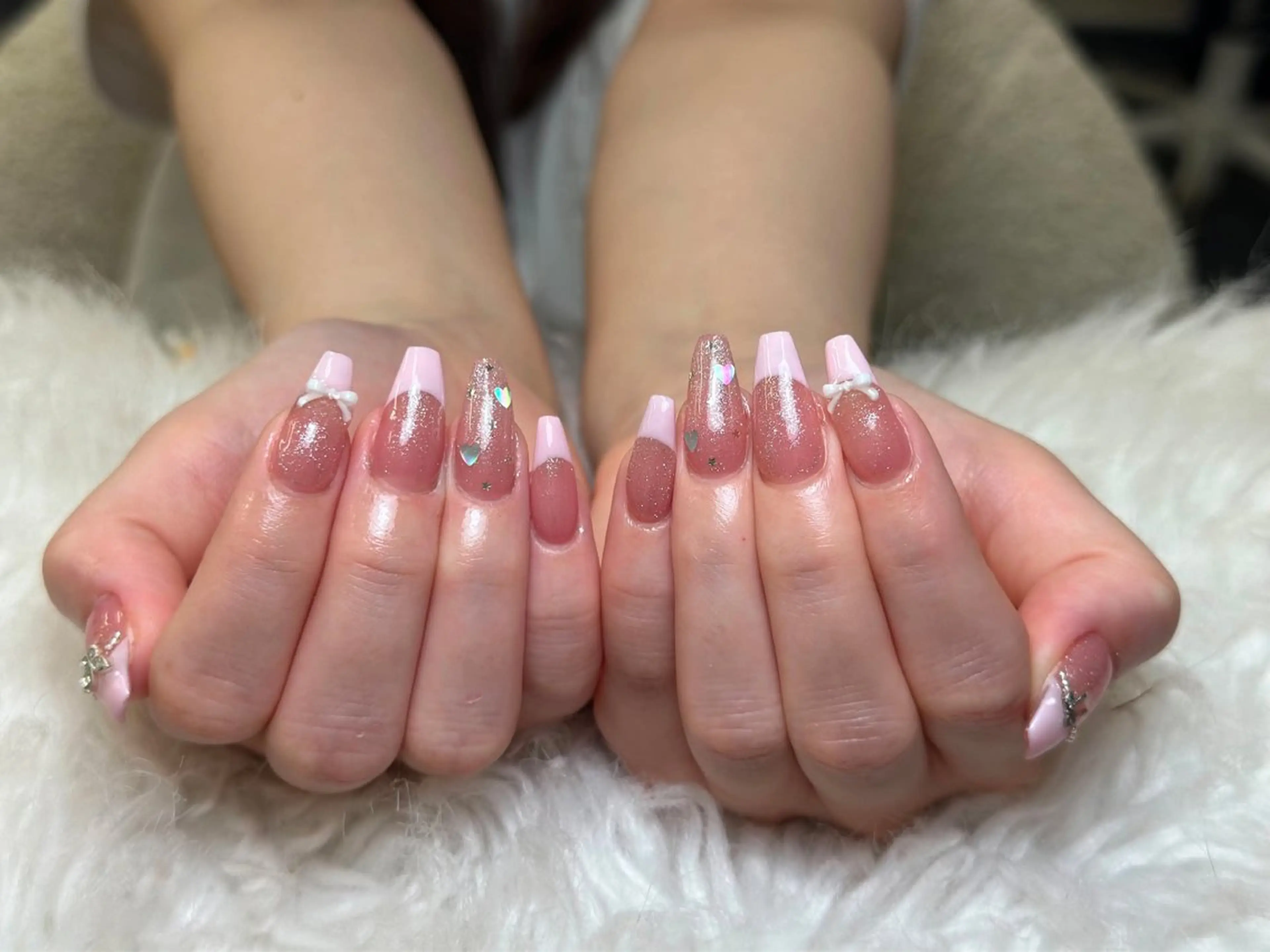 ネイル アートネイル 成人式 ジェルネイル ニュアンスネイル 夏ネイル ハンドネイル NIE MoMoのネイルデザイン