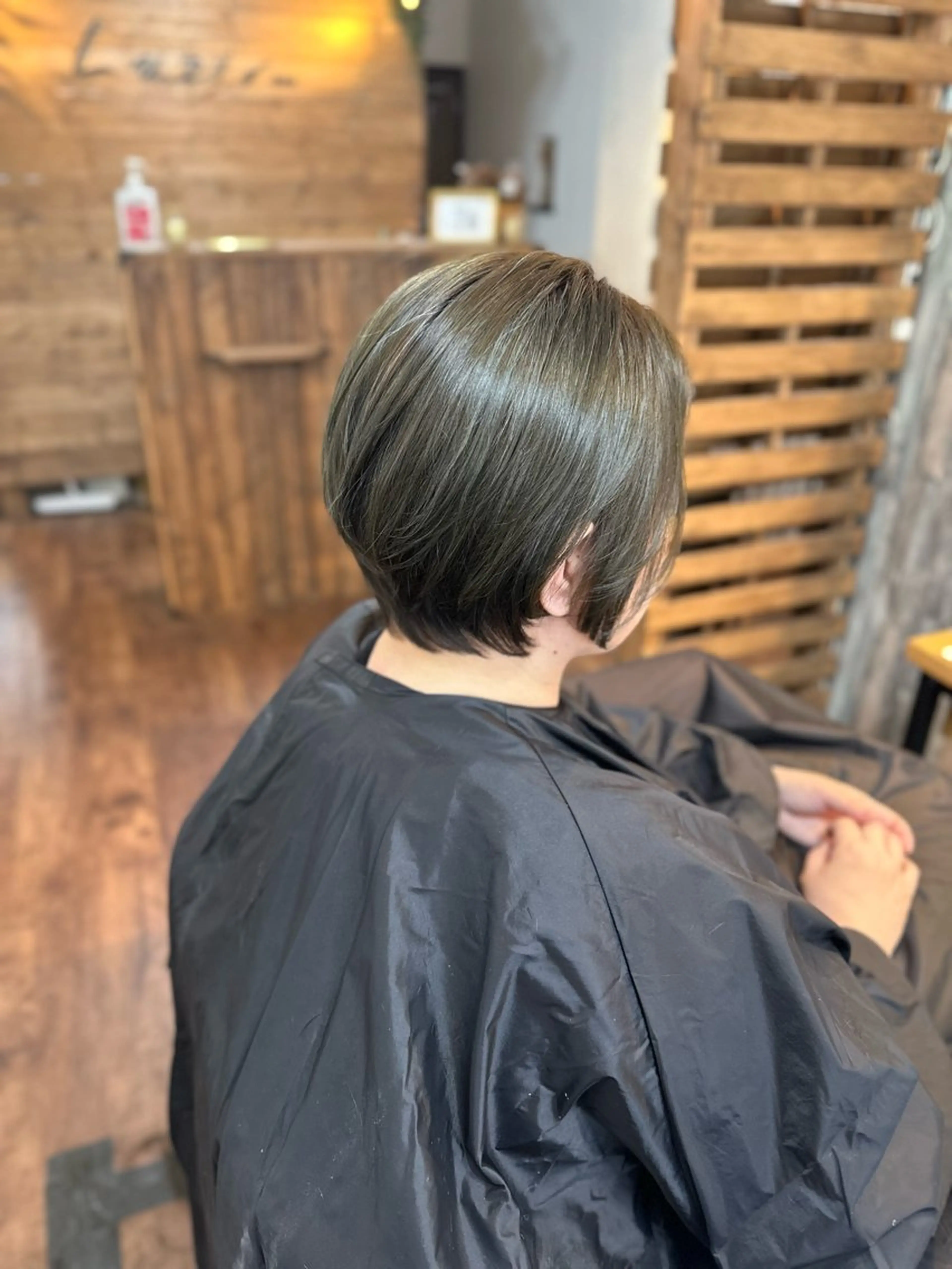 ショート ショートボブ ボブ ショートヘア カット ヘアカラー トリートメント Luzir⭐︎ GEN⭐︎のヘアスタイル