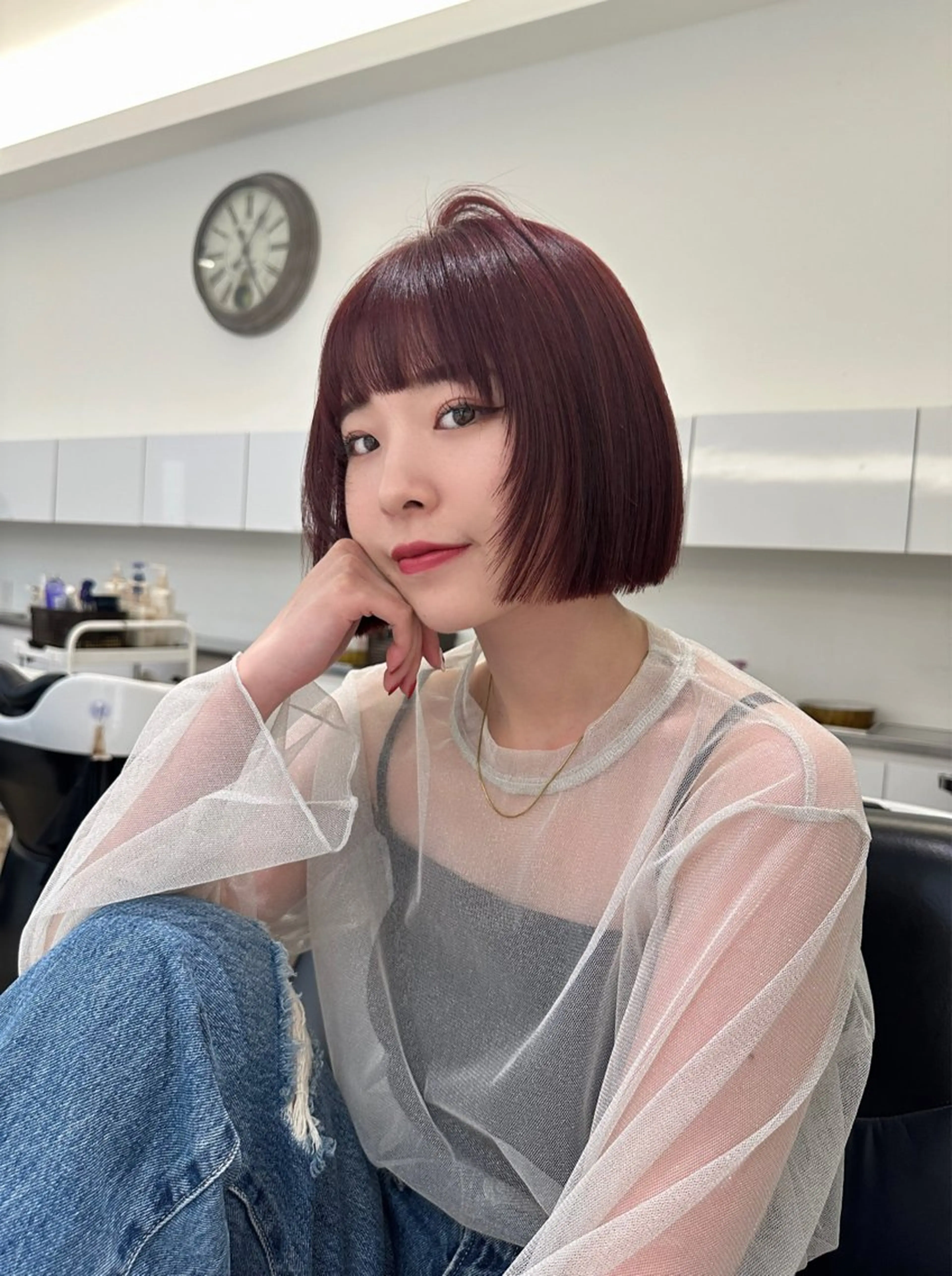 ショート カラー ヘアアレンジ ボブレイヤー ブリーチ ボルドーカラー ブラウンカラー ブリーチなしカラー カット ヘアカラー 🌿レイヤー/ブリー チ/🌿‬JINのヘアスタイル
