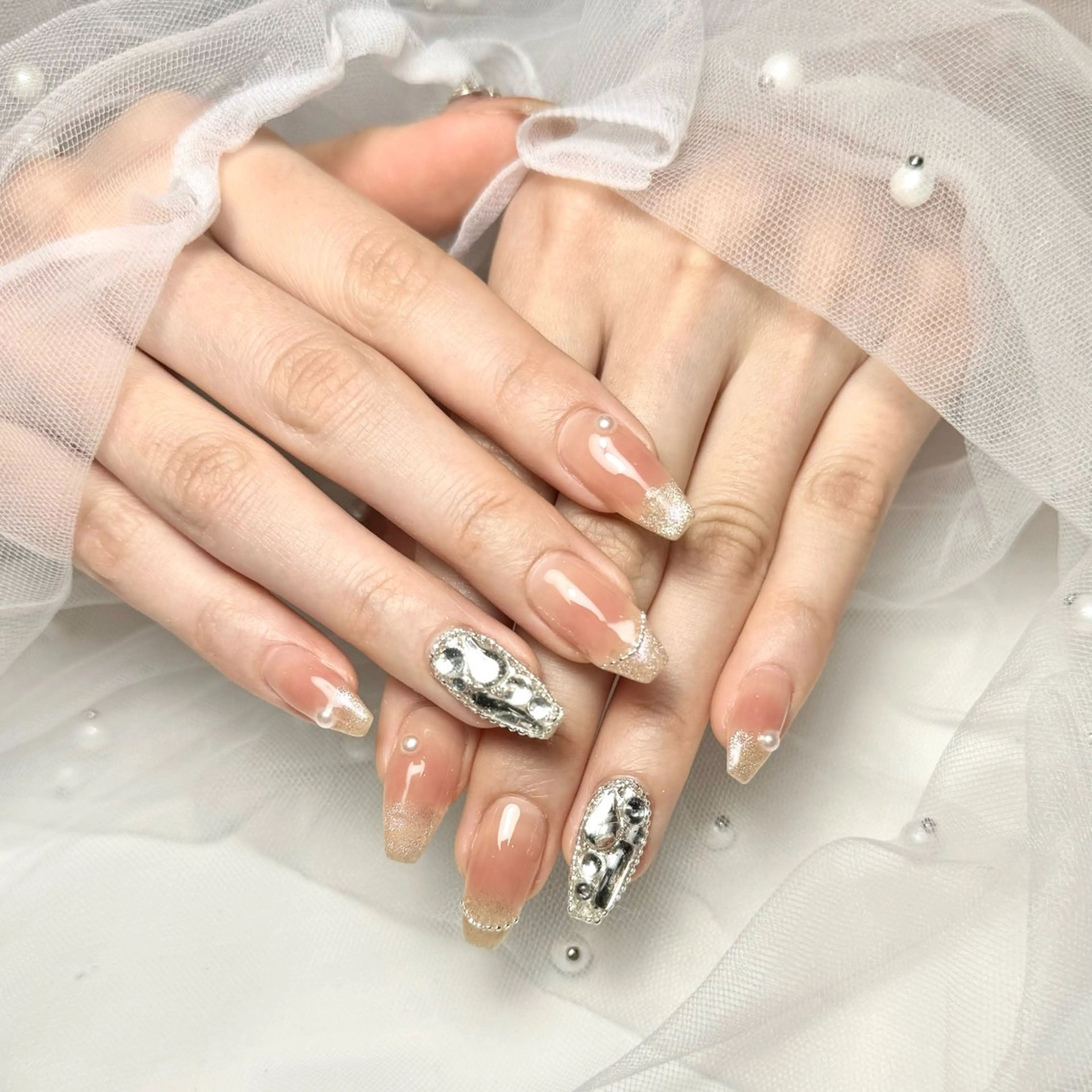 ネイル ハンドネイル EmaNail＋KIHAKUYA東大阪瓢箪山店所属・EmaNail YUIのネイルデザイン