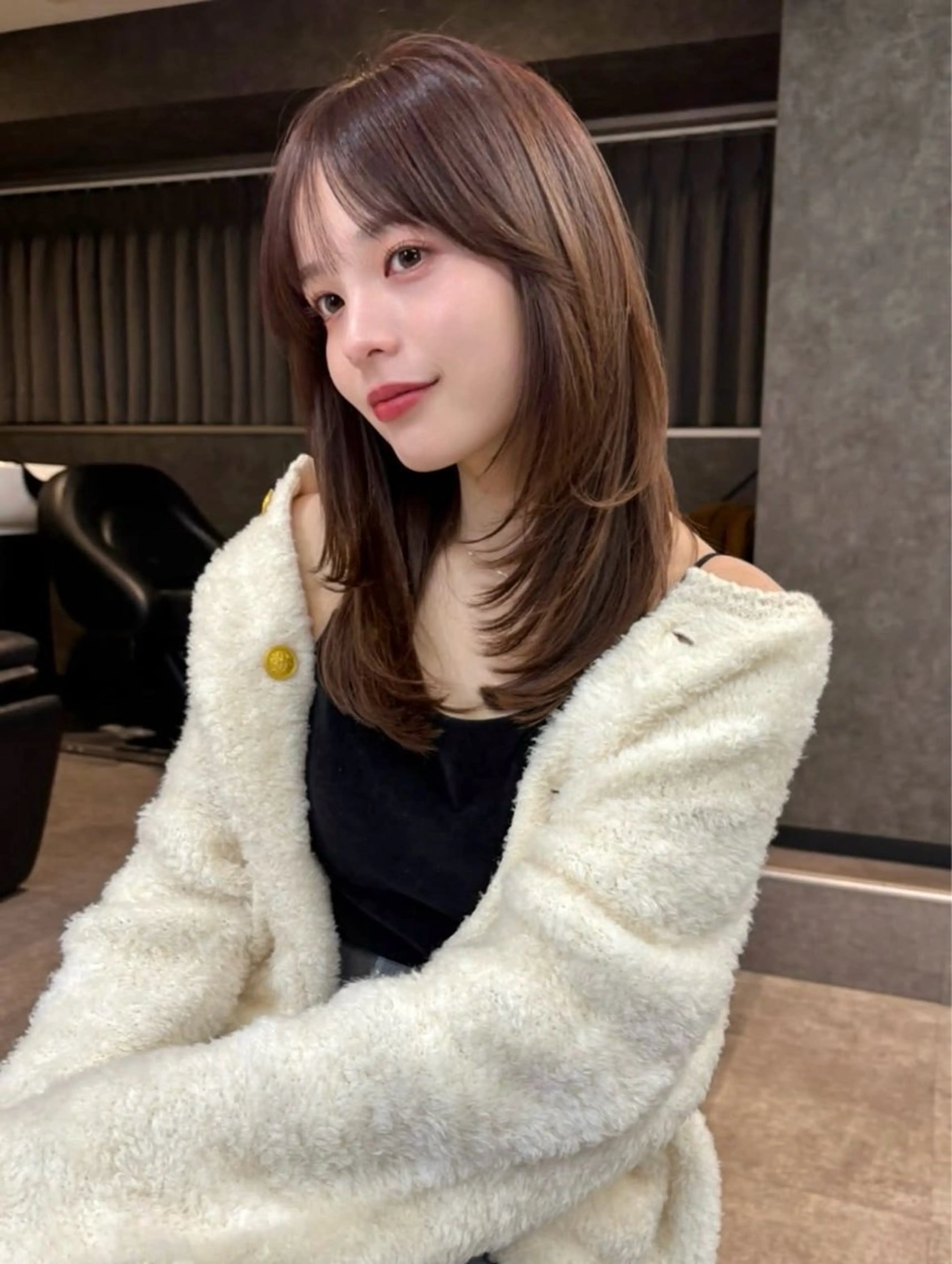 ロング くびれヘア ハッシュカット 韓国風ヘア レイヤーカット ロング カット ヘアカラー トリートメント 新宿/韓国レイヤー/ 顔まわり/メンズヘアのヘアスタイル