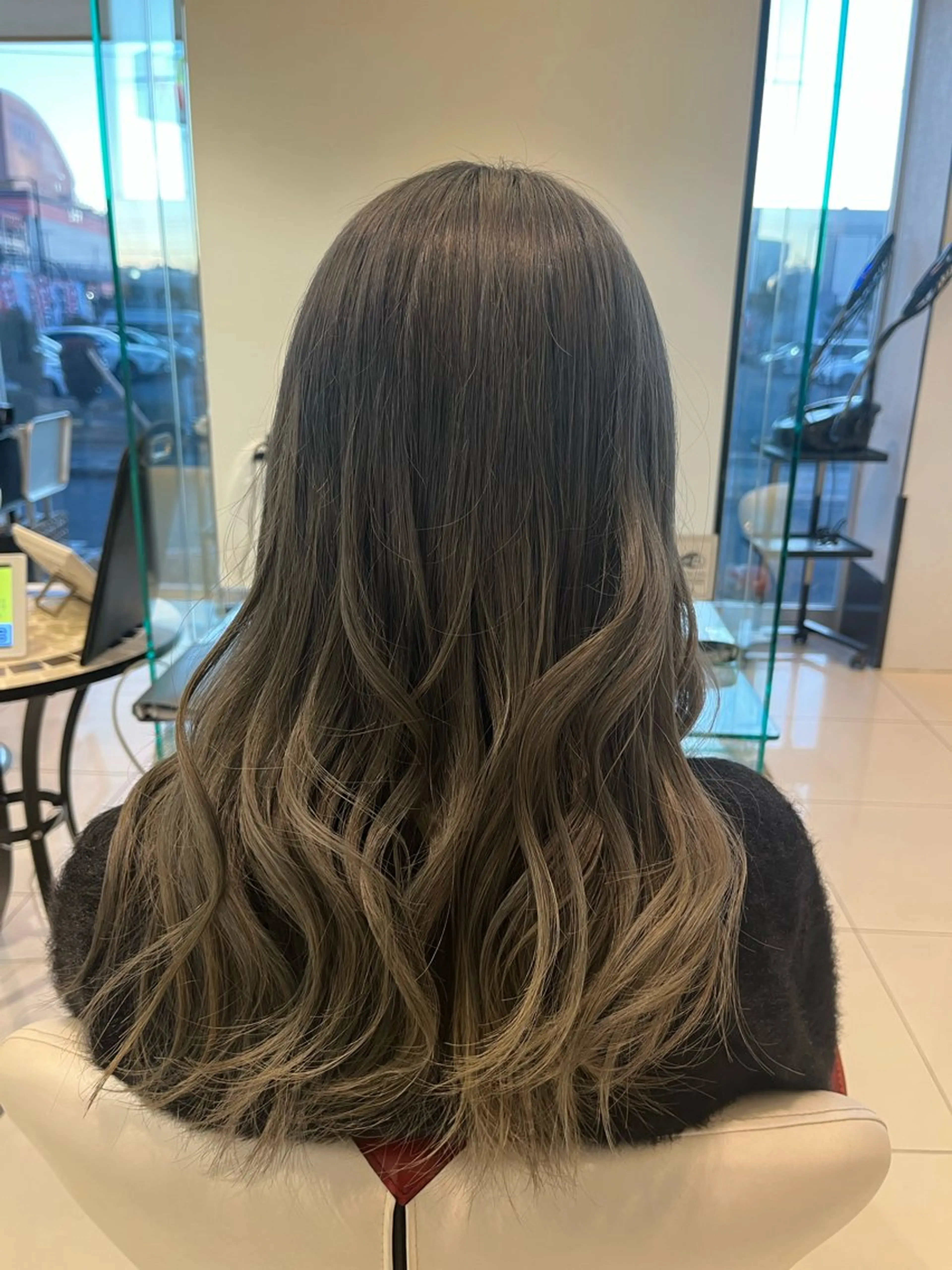 カラー ランソ成田所属・ランソ成田 Ueharaのヘアスタイル