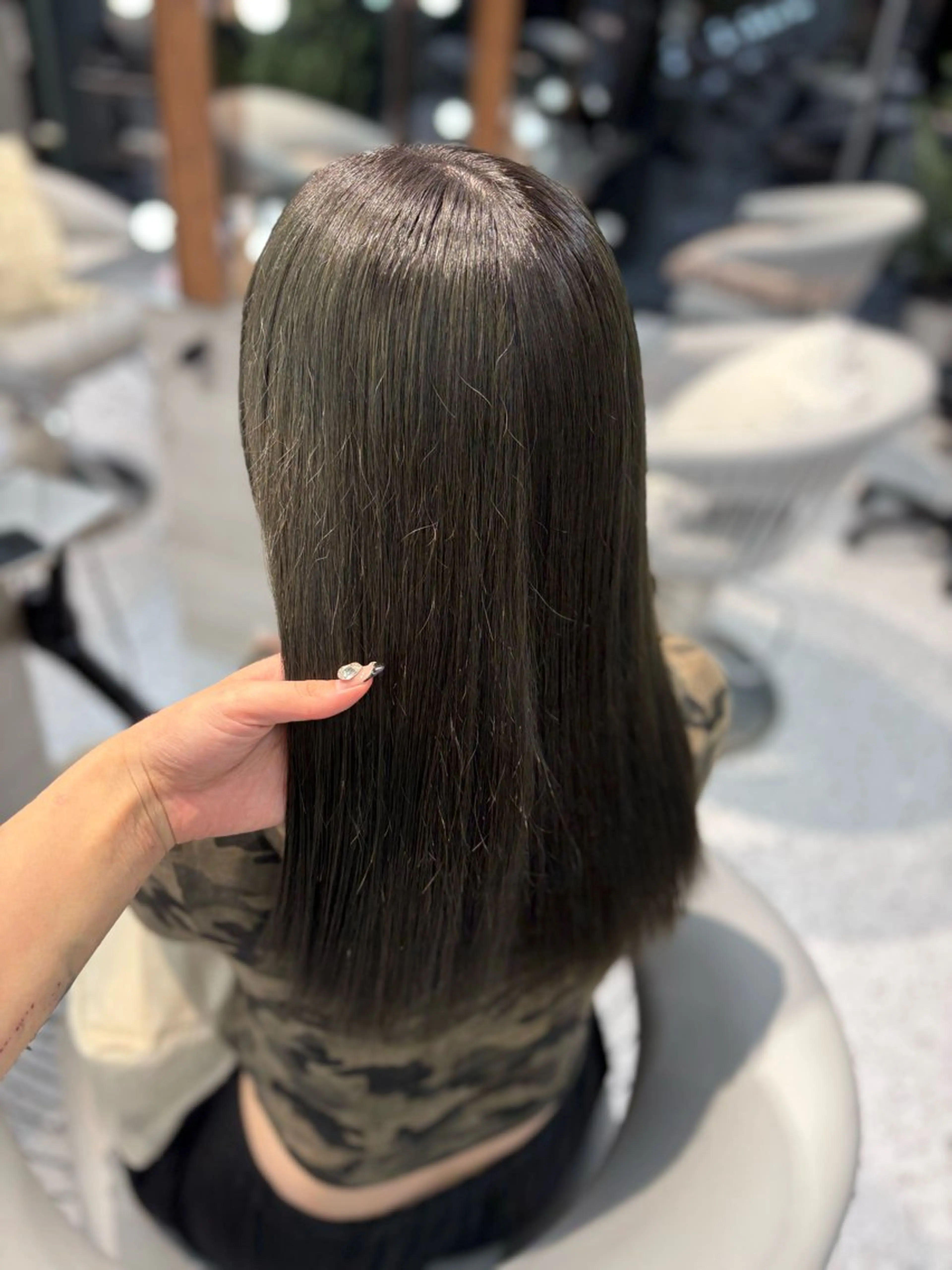 ロング カラー yui🎀ブリーチ なしベージュ／博多のヘアスタイル