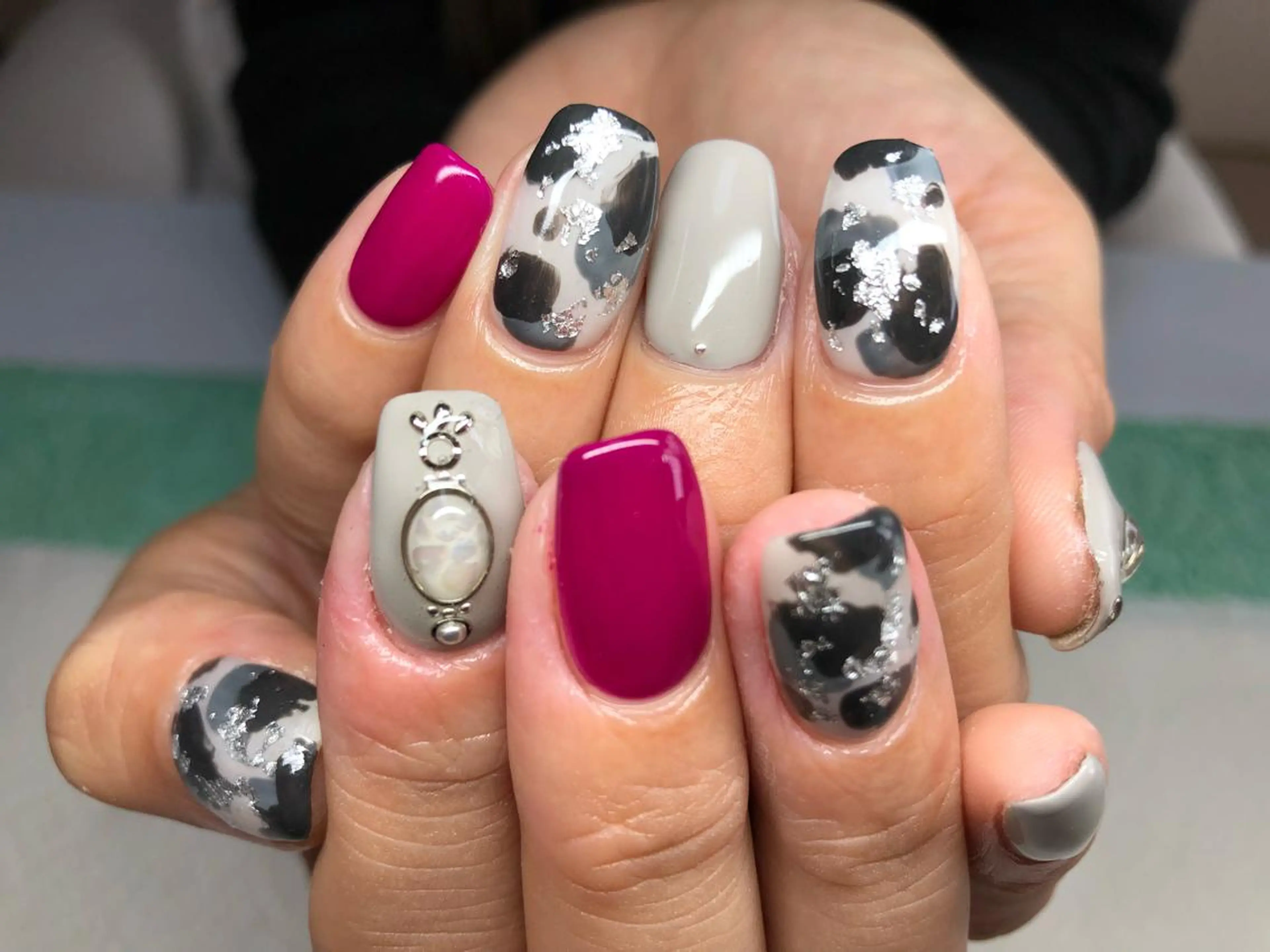 ネイル Li'leaNail AINAのネイルデザイン