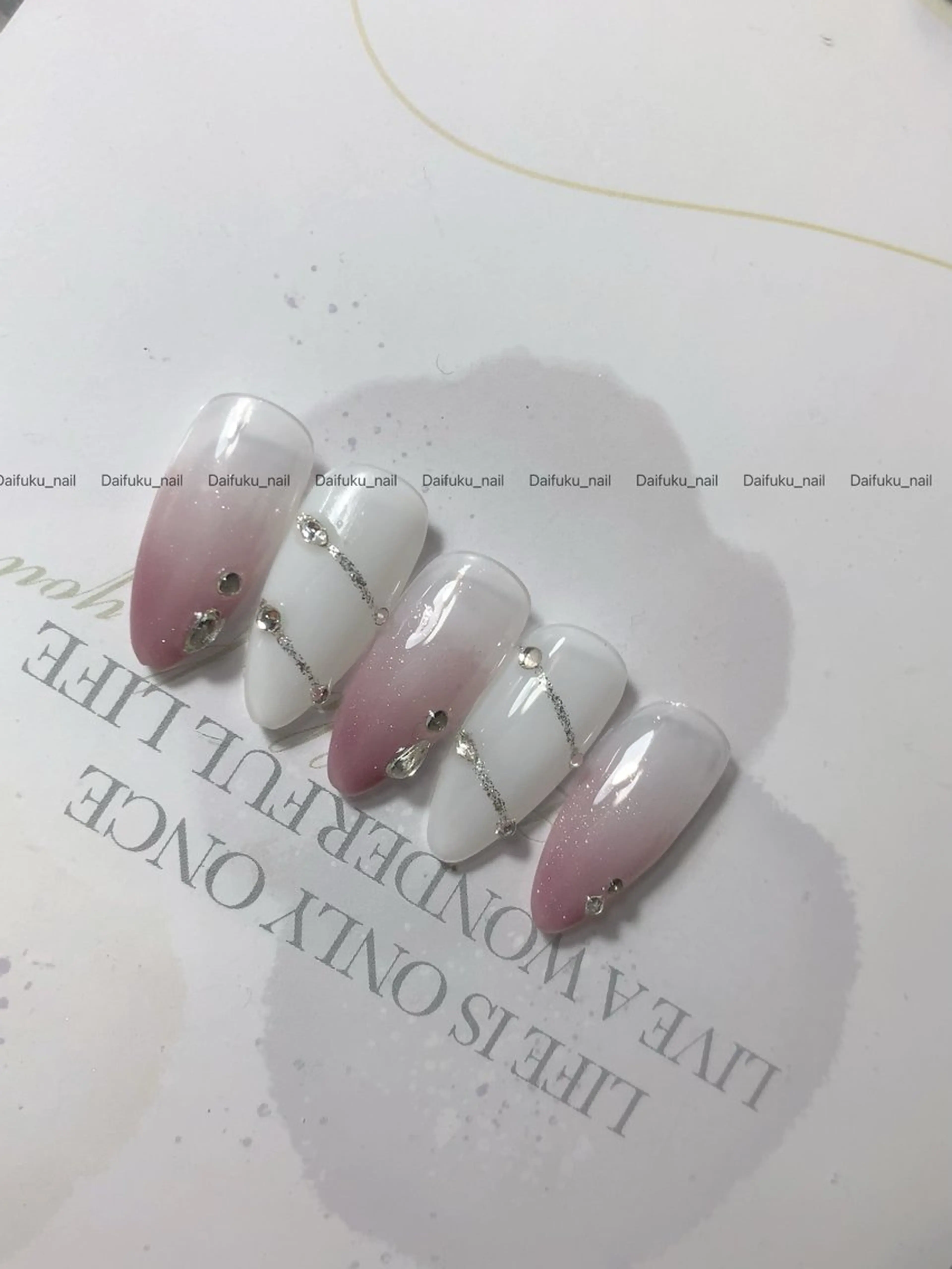 ミディアム ハンドネイル Daifuku_nails所属・Daifuku nailsのネイルデザイン