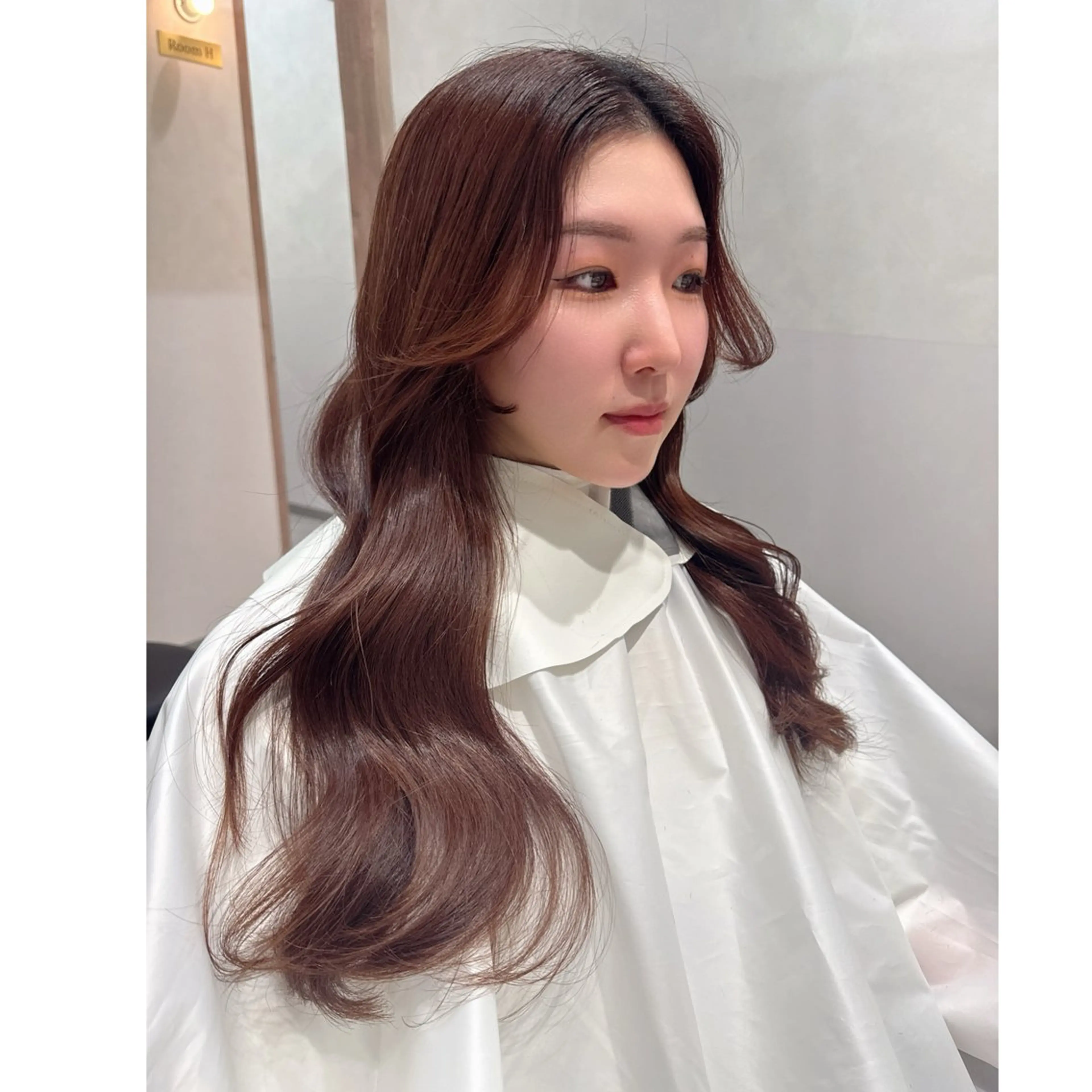 セミロング ヨシンモリ カット 森 隆秀/韓国ヘアのヘアスタイル