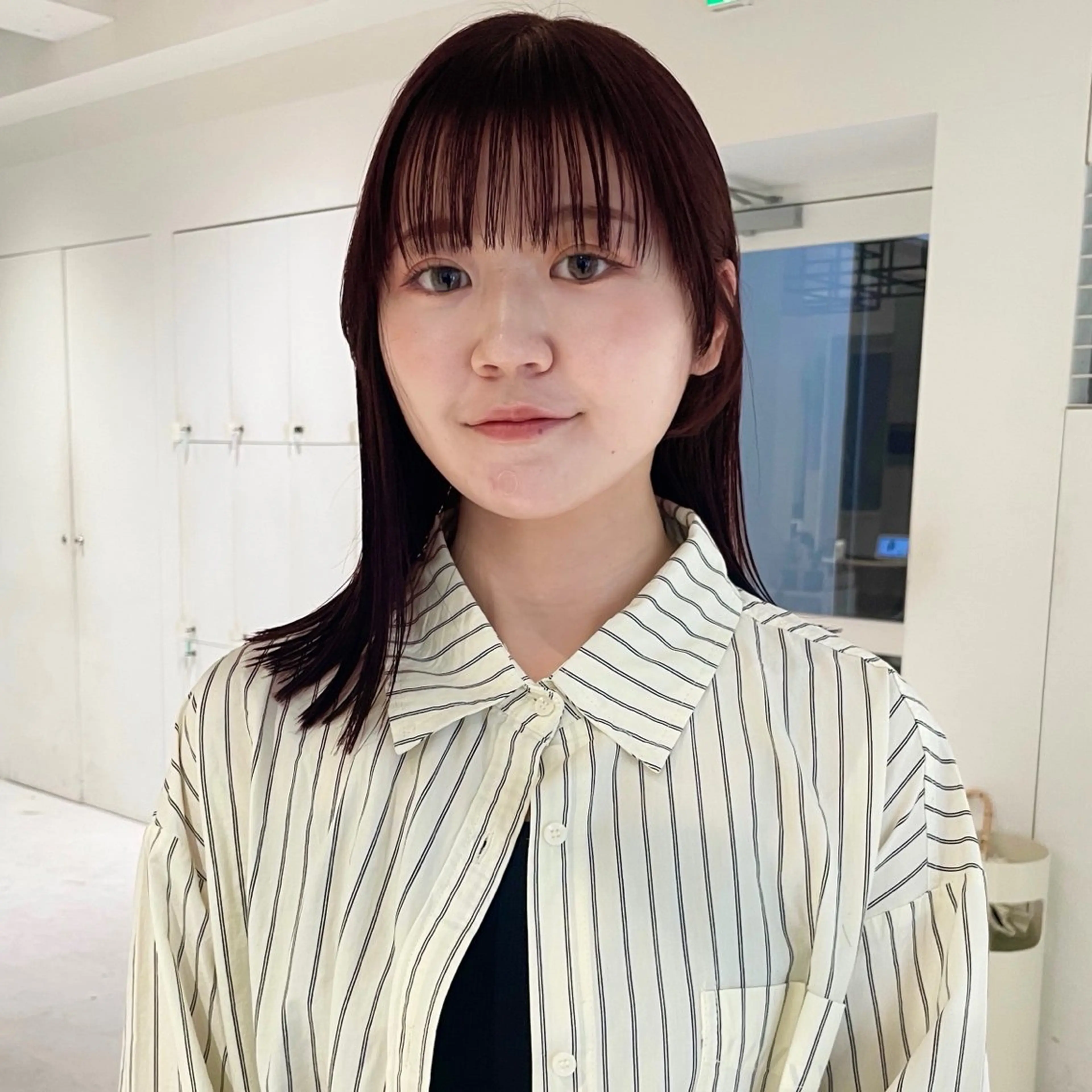 ミディアム カット ヘアカラー haruko🎀⌇ レイヤーカットのヘアスタイル